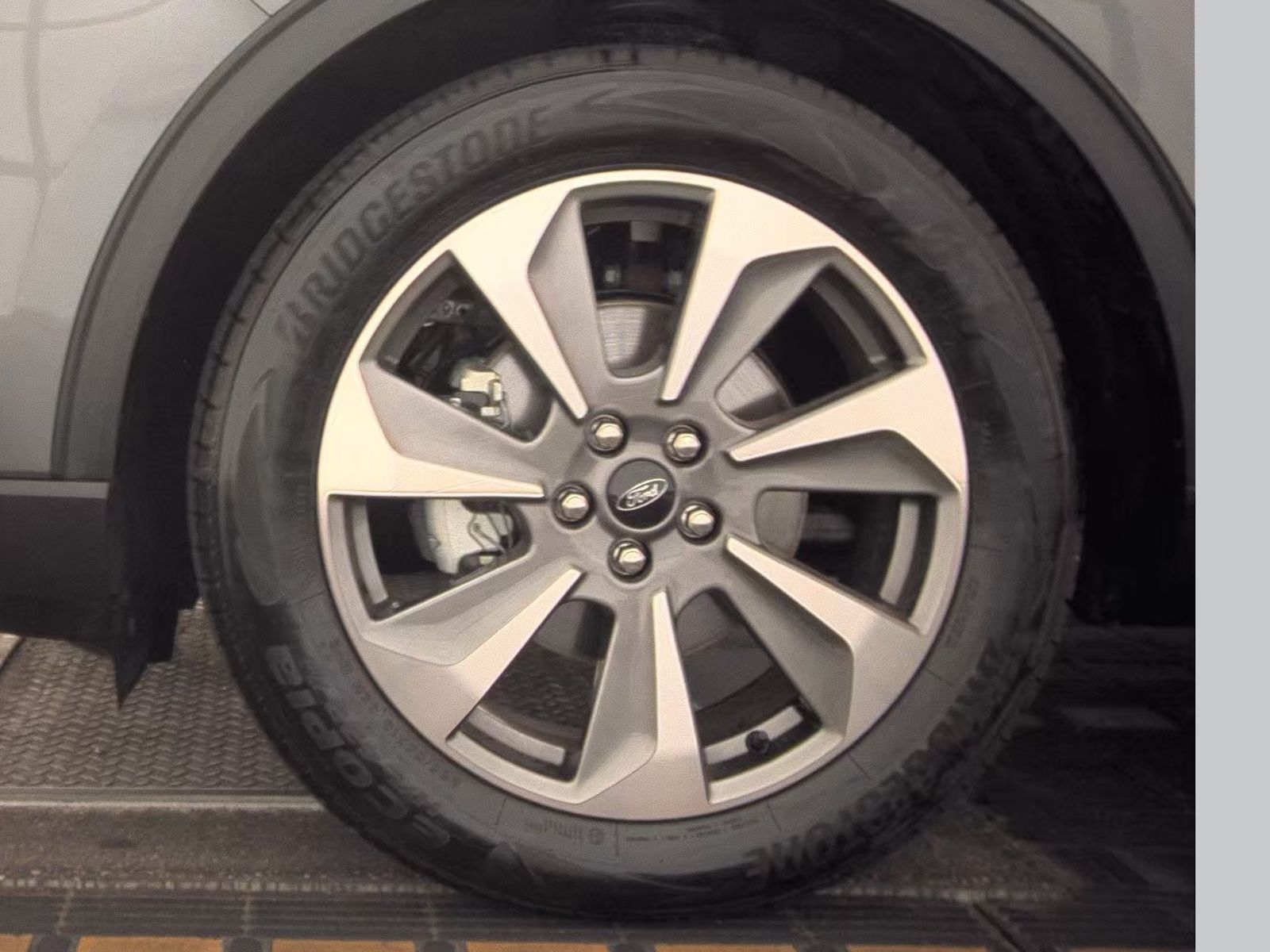 2025 Ford Escape Hybrid Platinum FWD