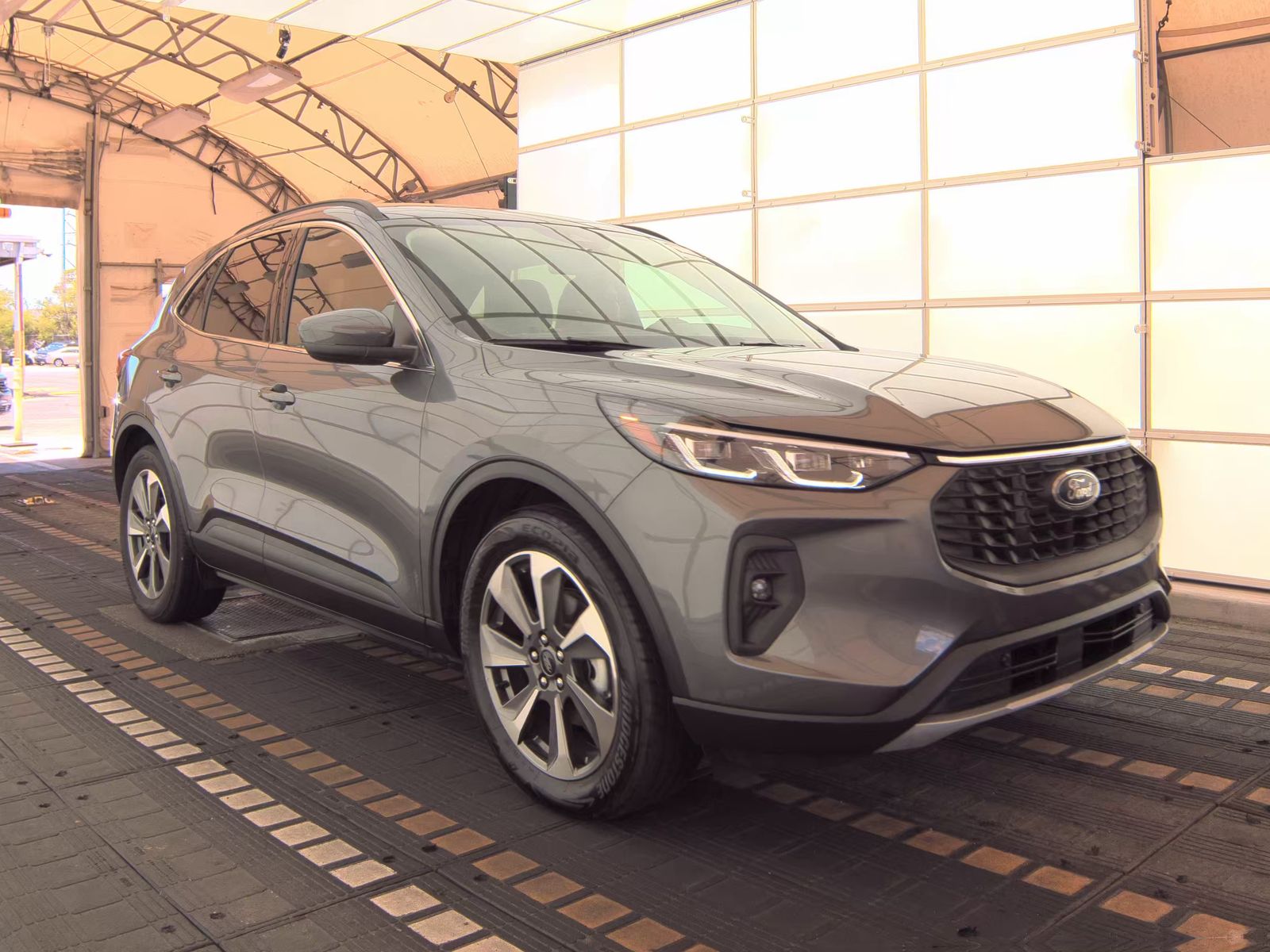 2025 Ford Escape Hybrid Platinum FWD