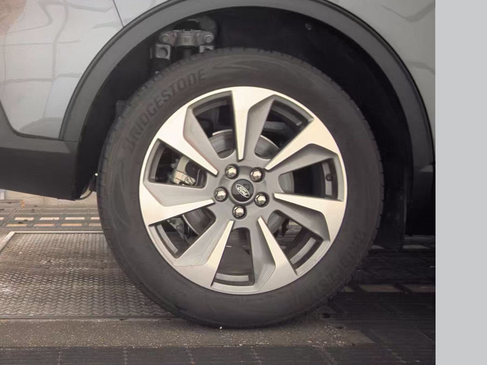 2025 Ford Escape Hybrid Platinum FWD