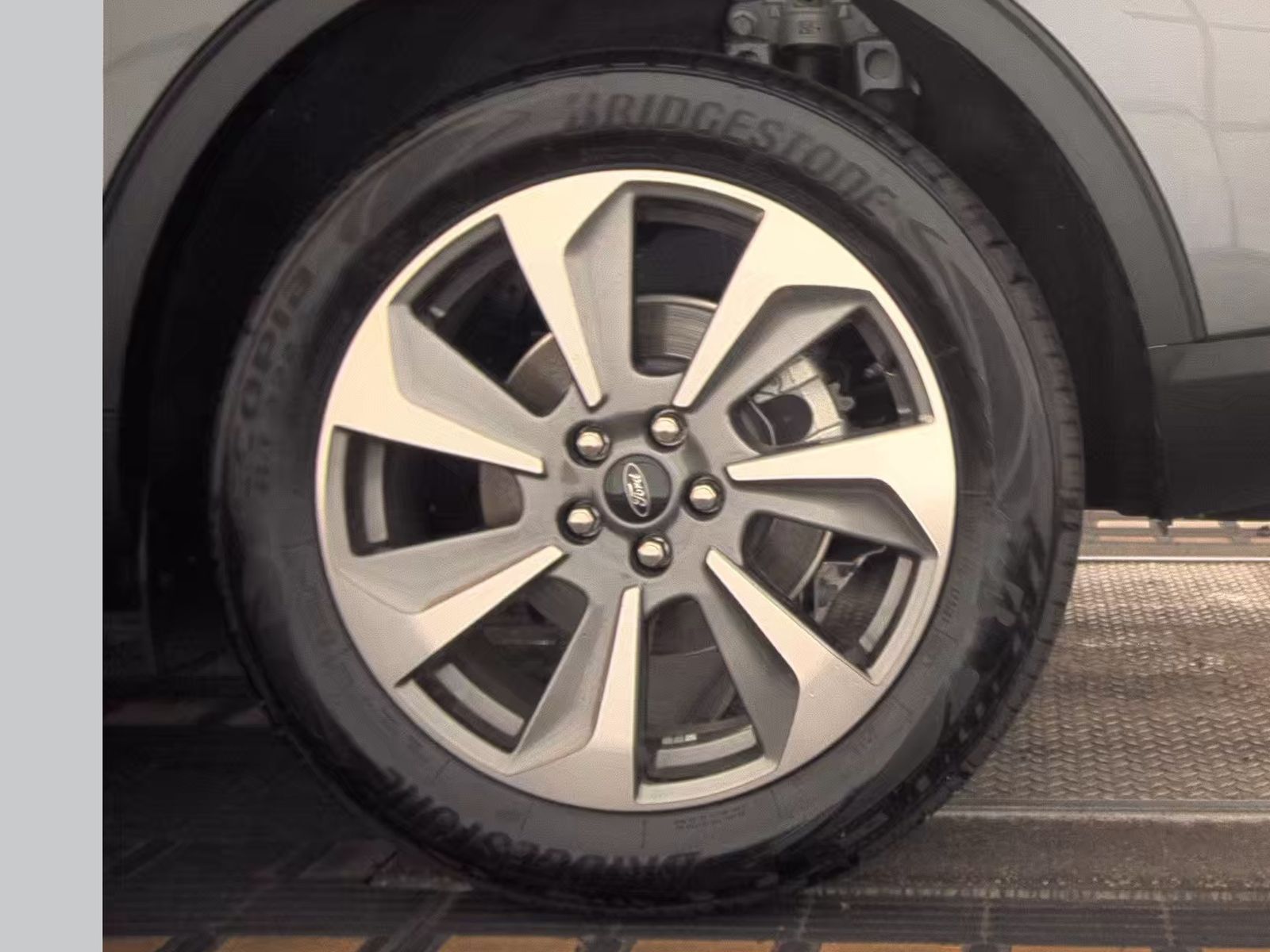 2025 Ford Escape Hybrid Platinum FWD