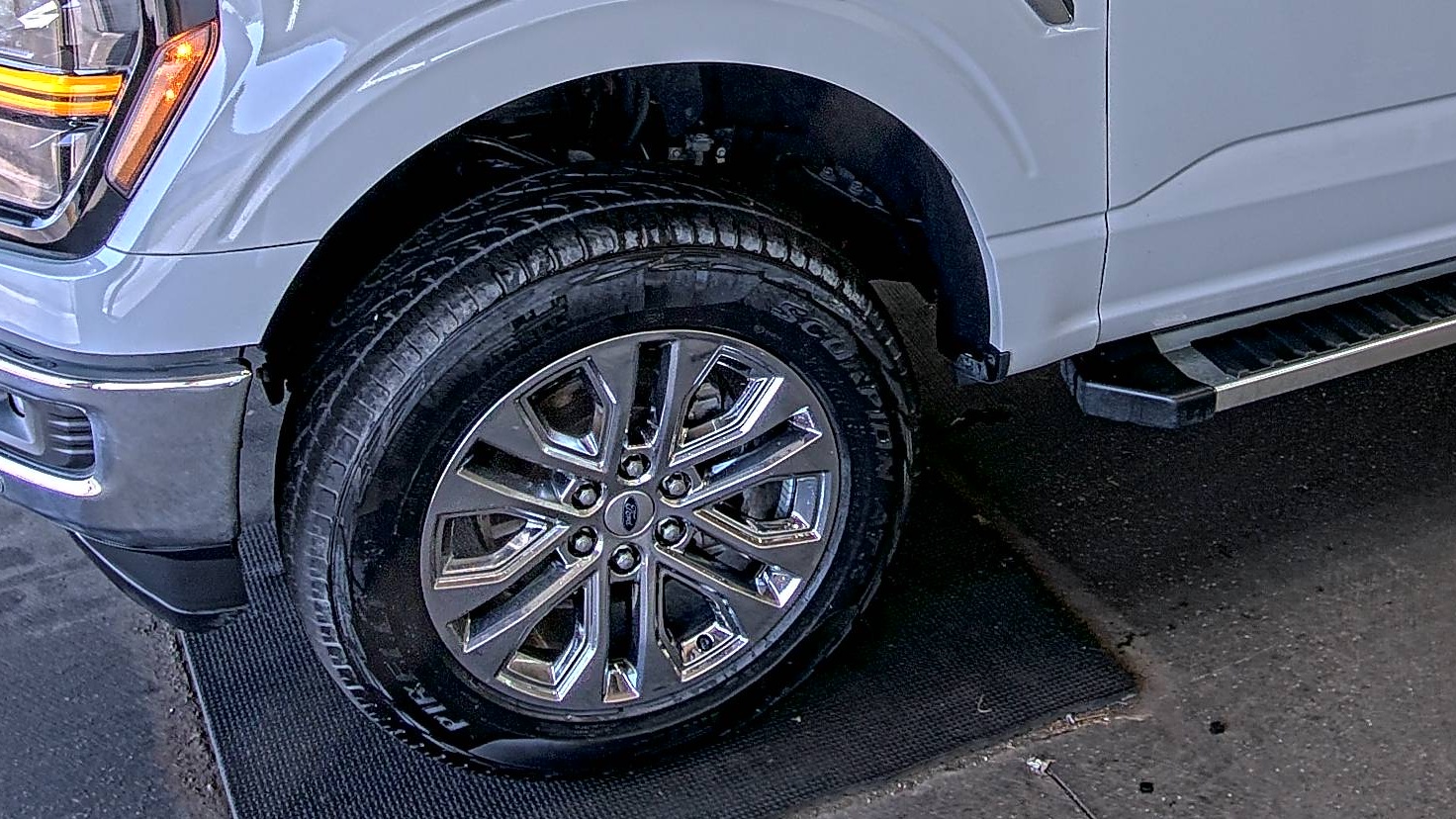 2024 Ford F-150 XLT AWD