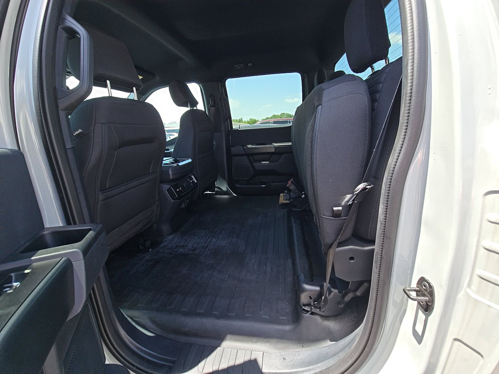 2023 Ford F-150 XL AWD