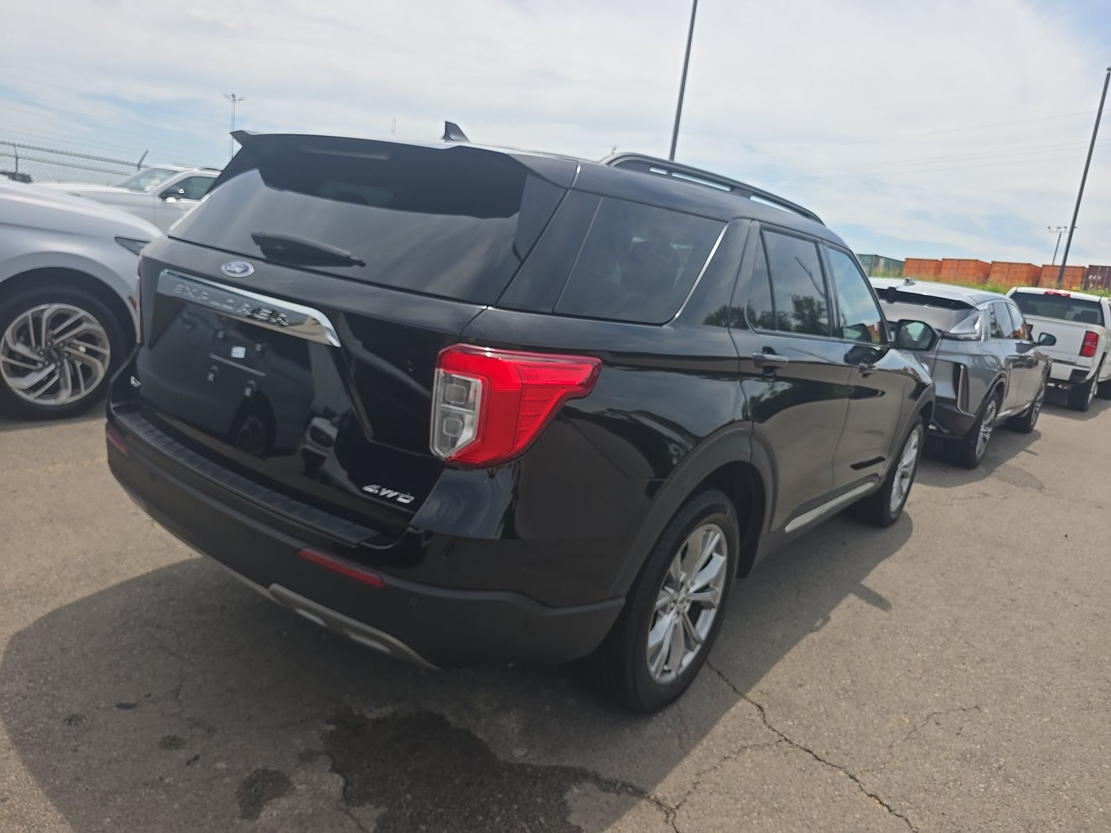 2023 Ford Explorer XLT AWD