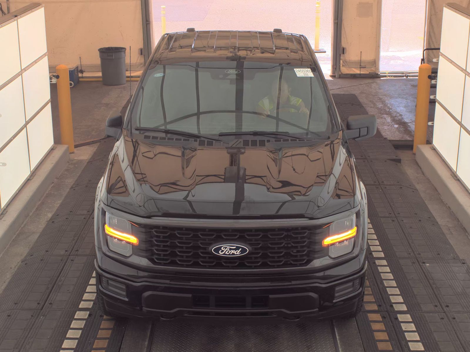 2025 Ford F-150 STX AWD