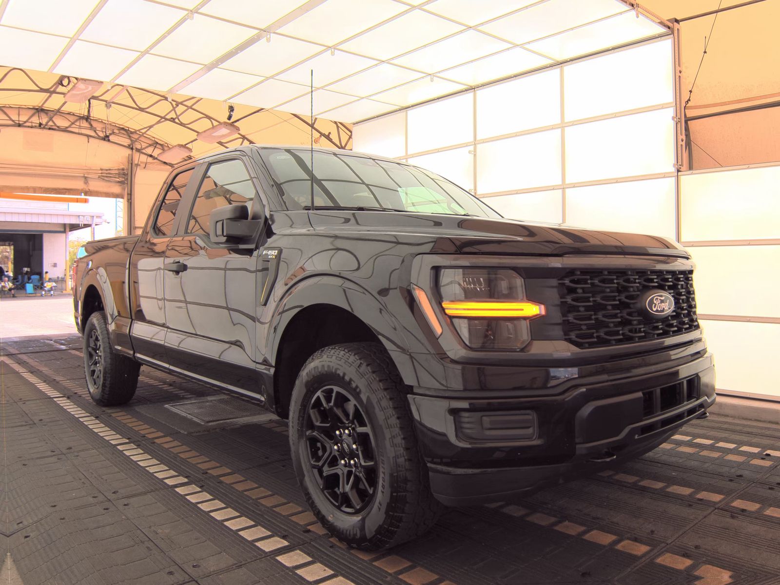 2025 Ford F-150 STX AWD