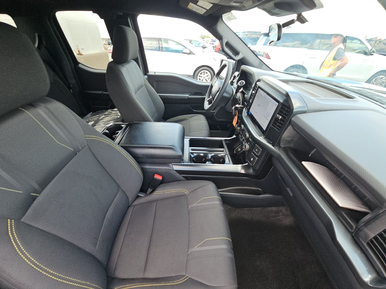 2025 Ford F-150 STX AWD