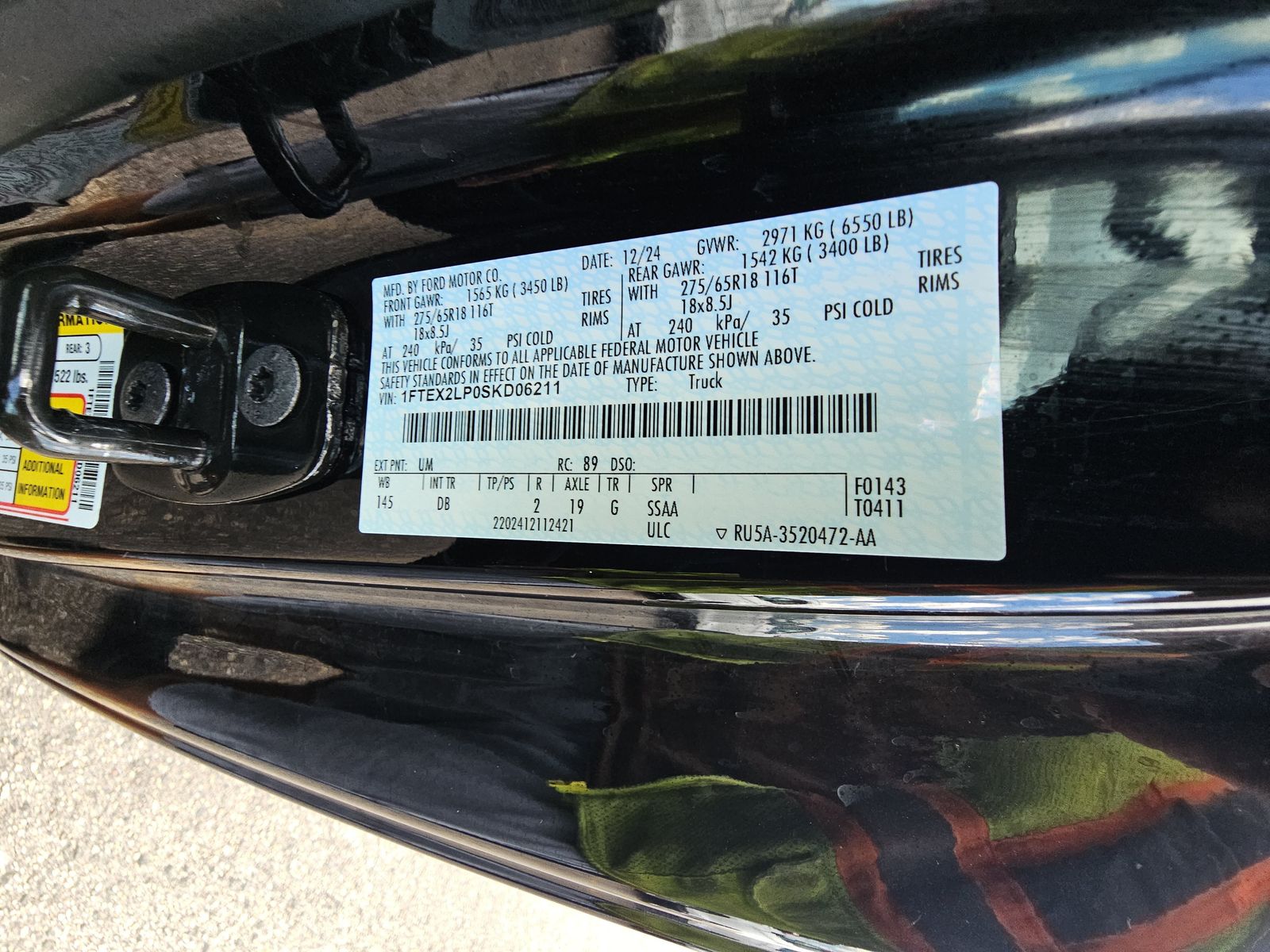 2025 Ford F-150 STX AWD