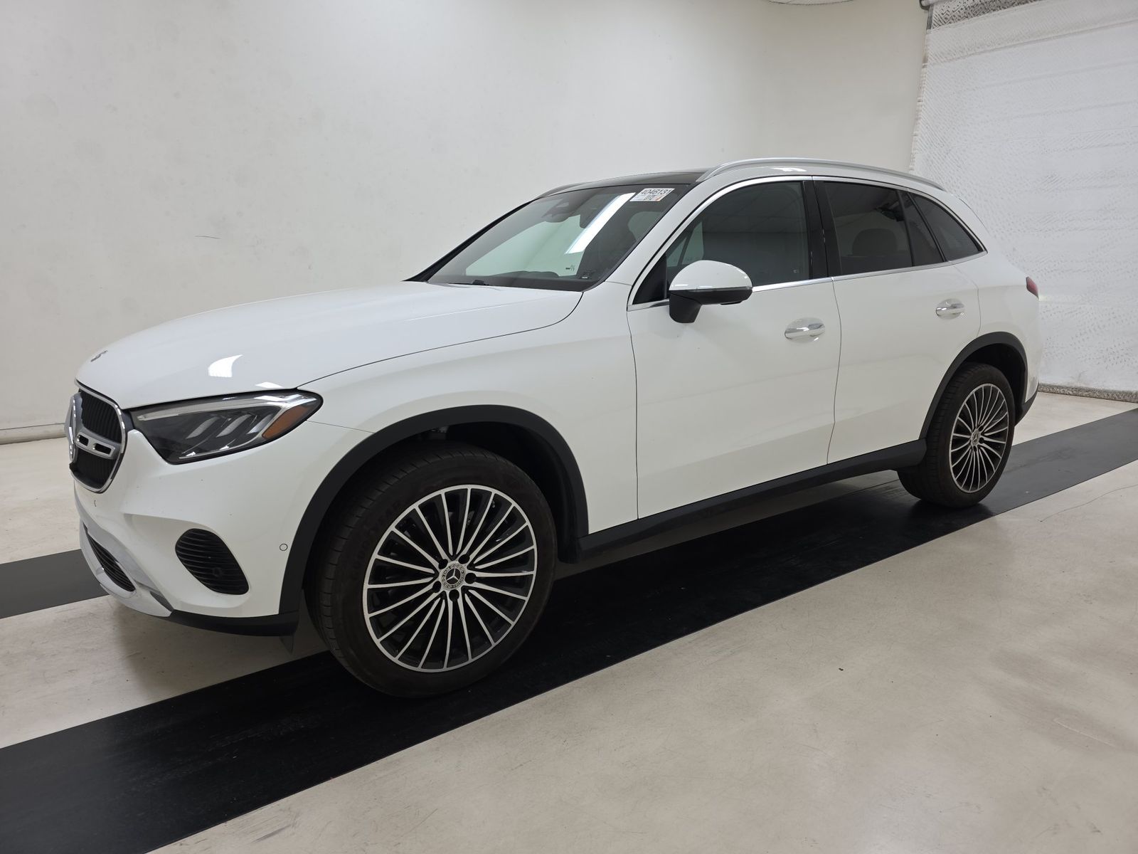 2025 Mercedes-Benz GLC GLC 300 RWD