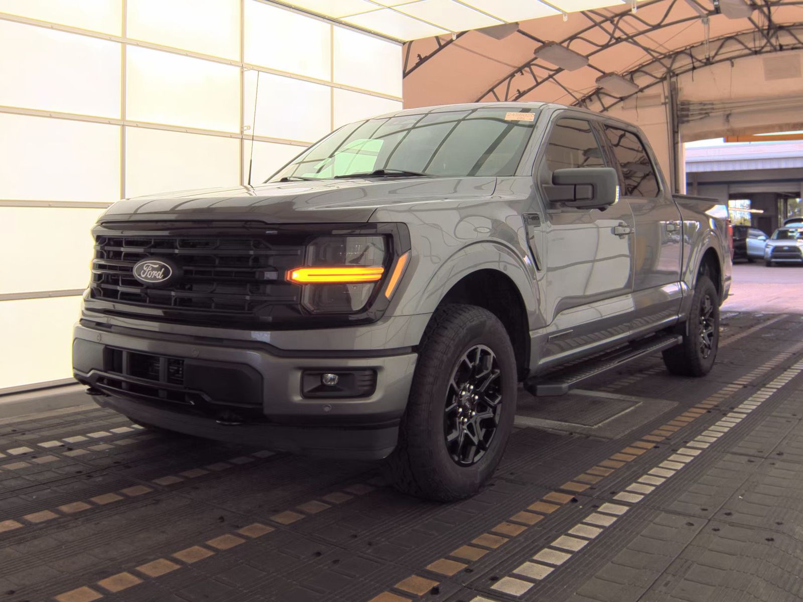 2024 Ford F-150 Hybrid XLT AWD