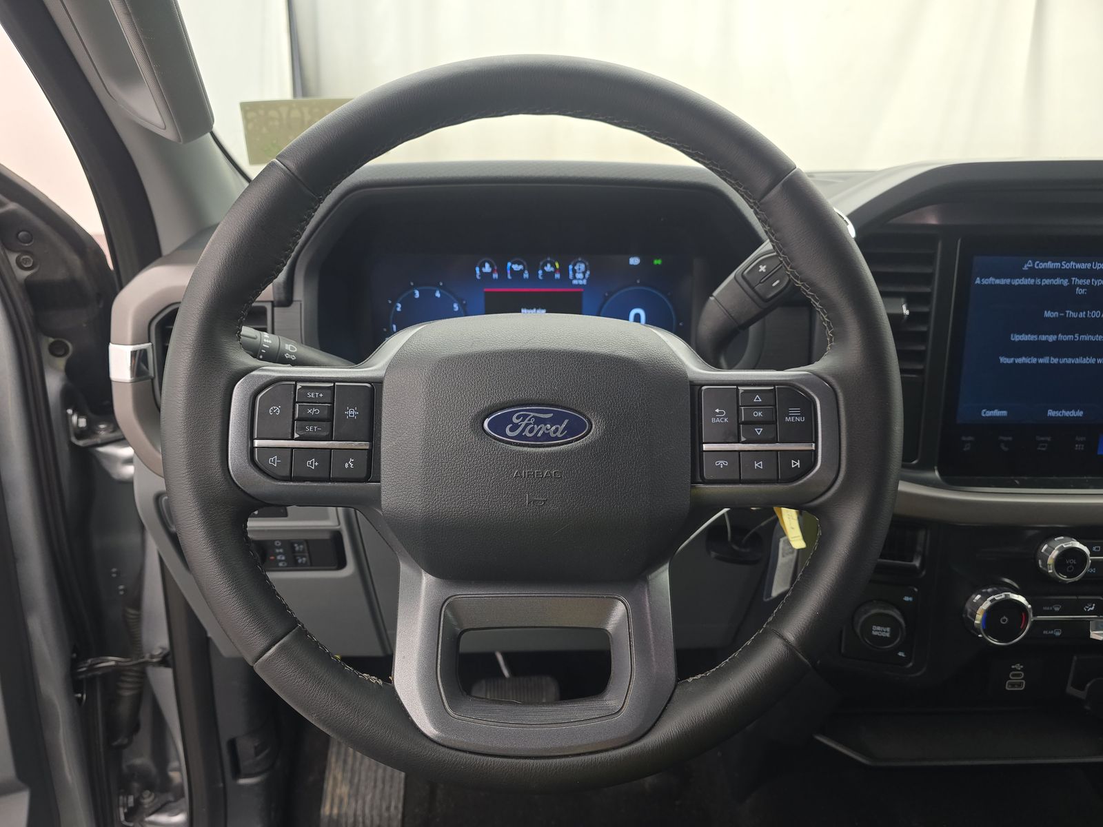 2025 Ford F-150 XLT AWD