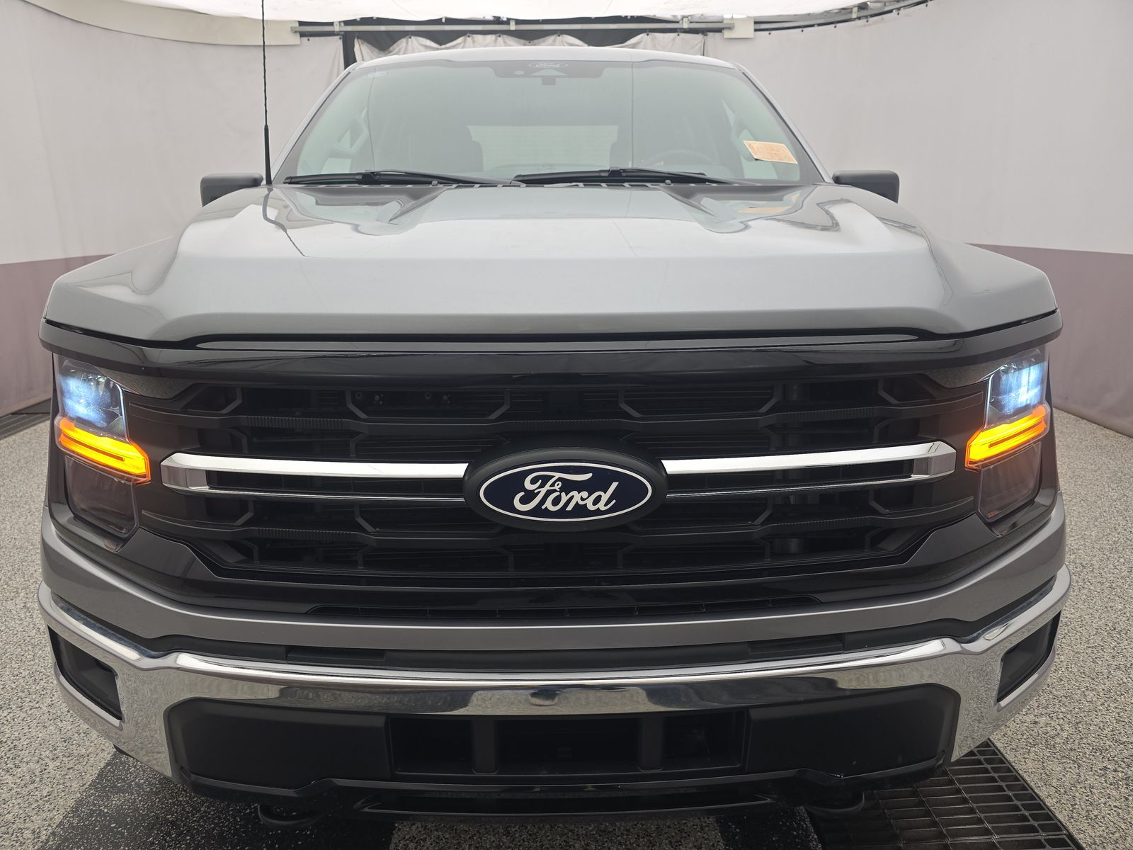 2025 Ford F-150 XLT AWD