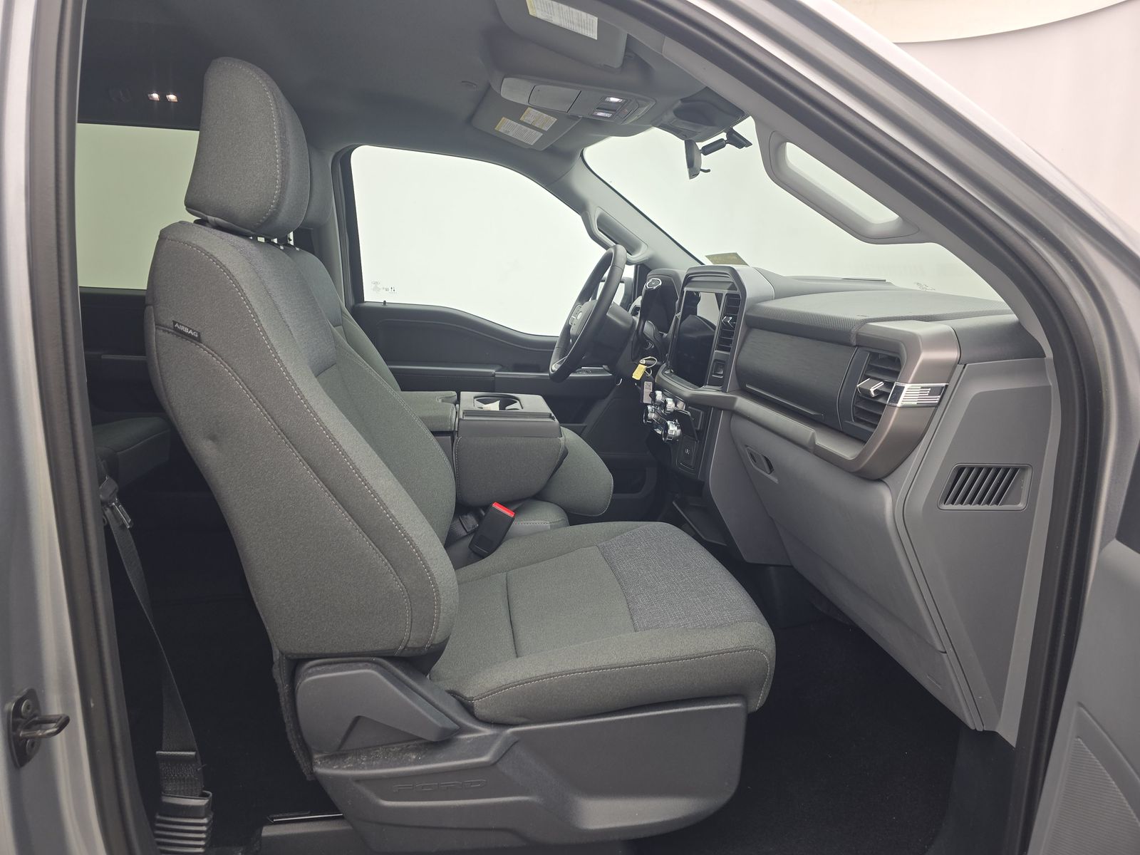 2025 Ford F-150 XLT AWD