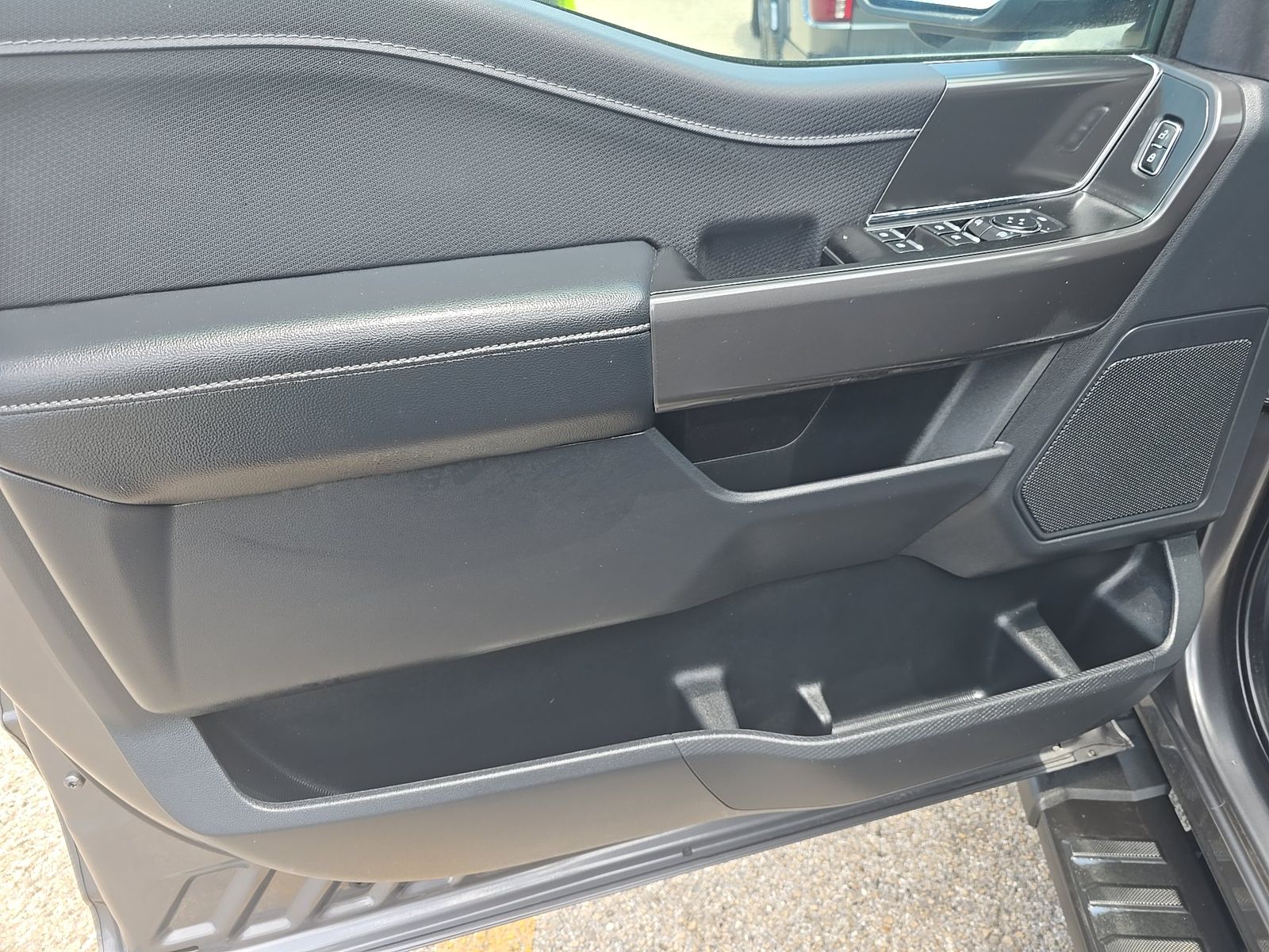 2024 Ford F-150 Hybrid XLT AWD