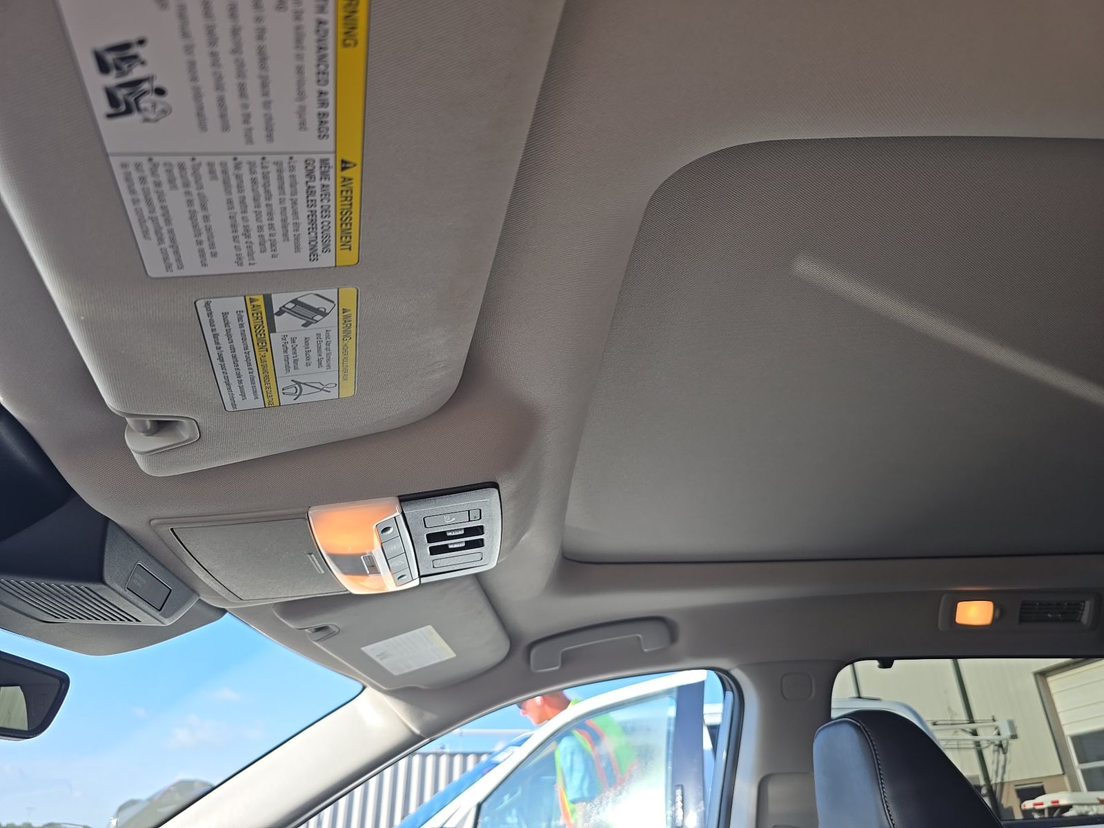 2025 Nissan Pathfinder Platinum FWD