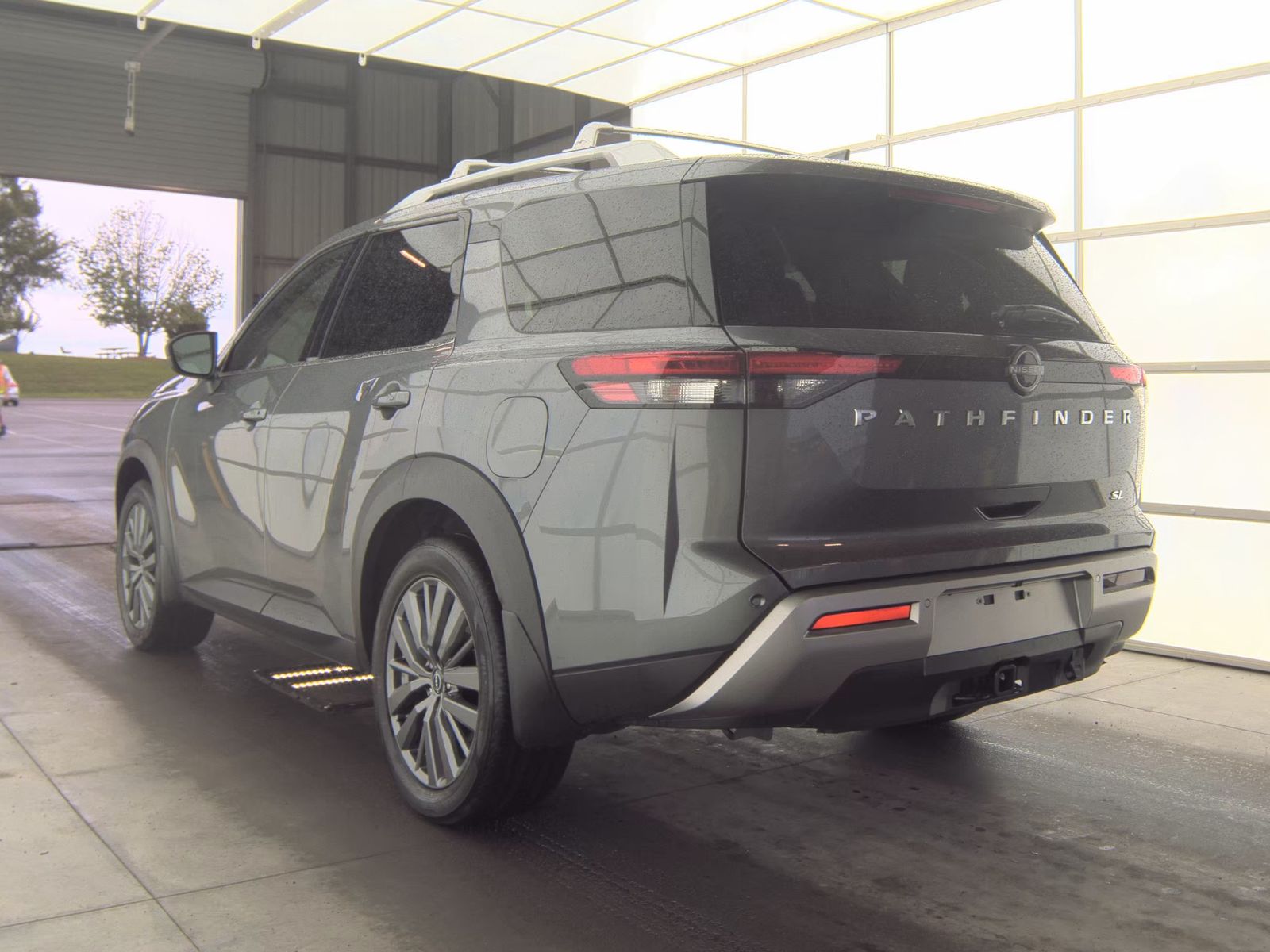 2025 Nissan Pathfinder SL FWD