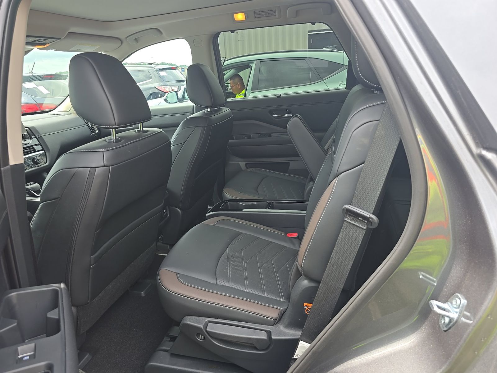 2025 Nissan Pathfinder Platinum AWD