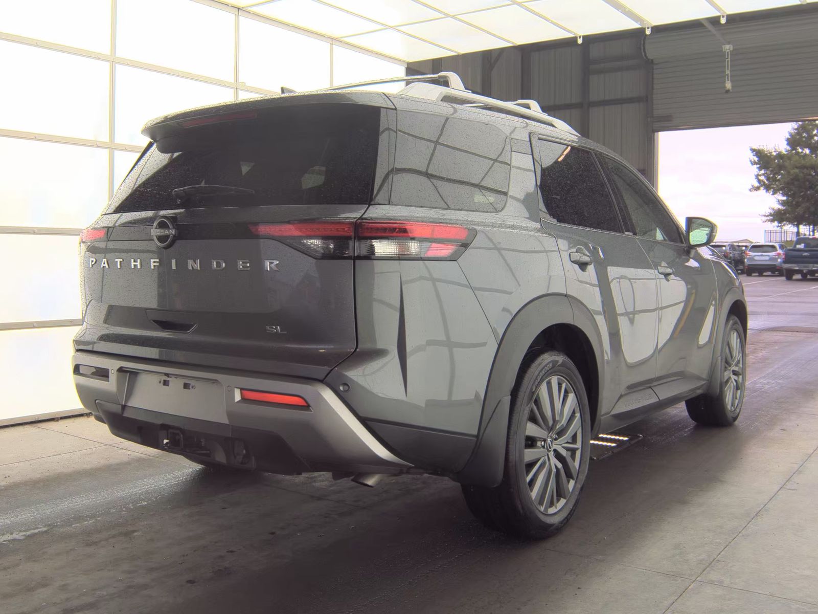 2025 Nissan Pathfinder SL FWD