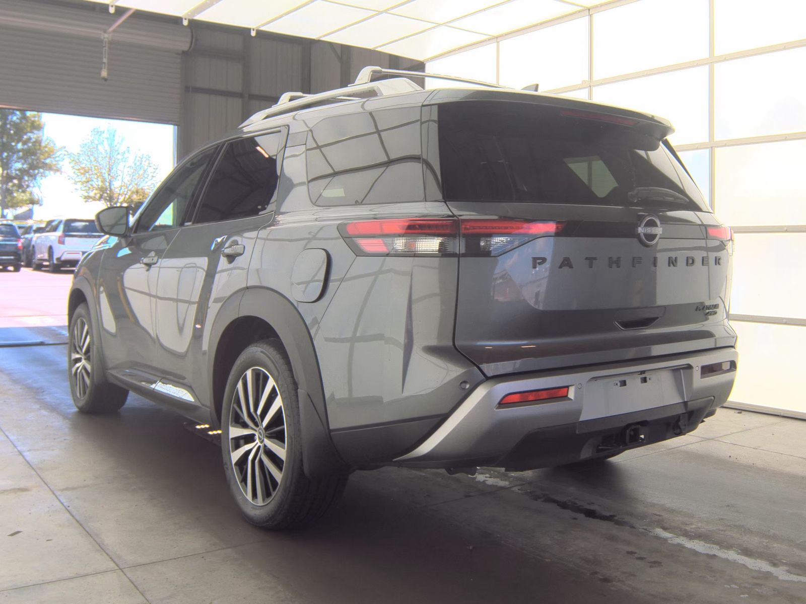 2025 Nissan Pathfinder Platinum AWD