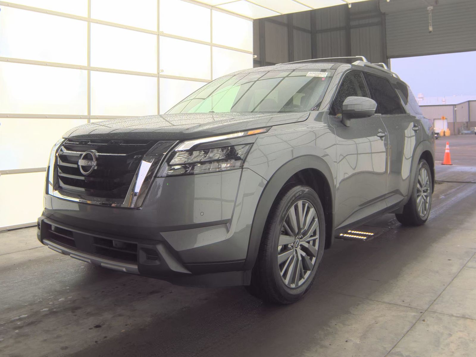2025 Nissan Pathfinder SL FWD