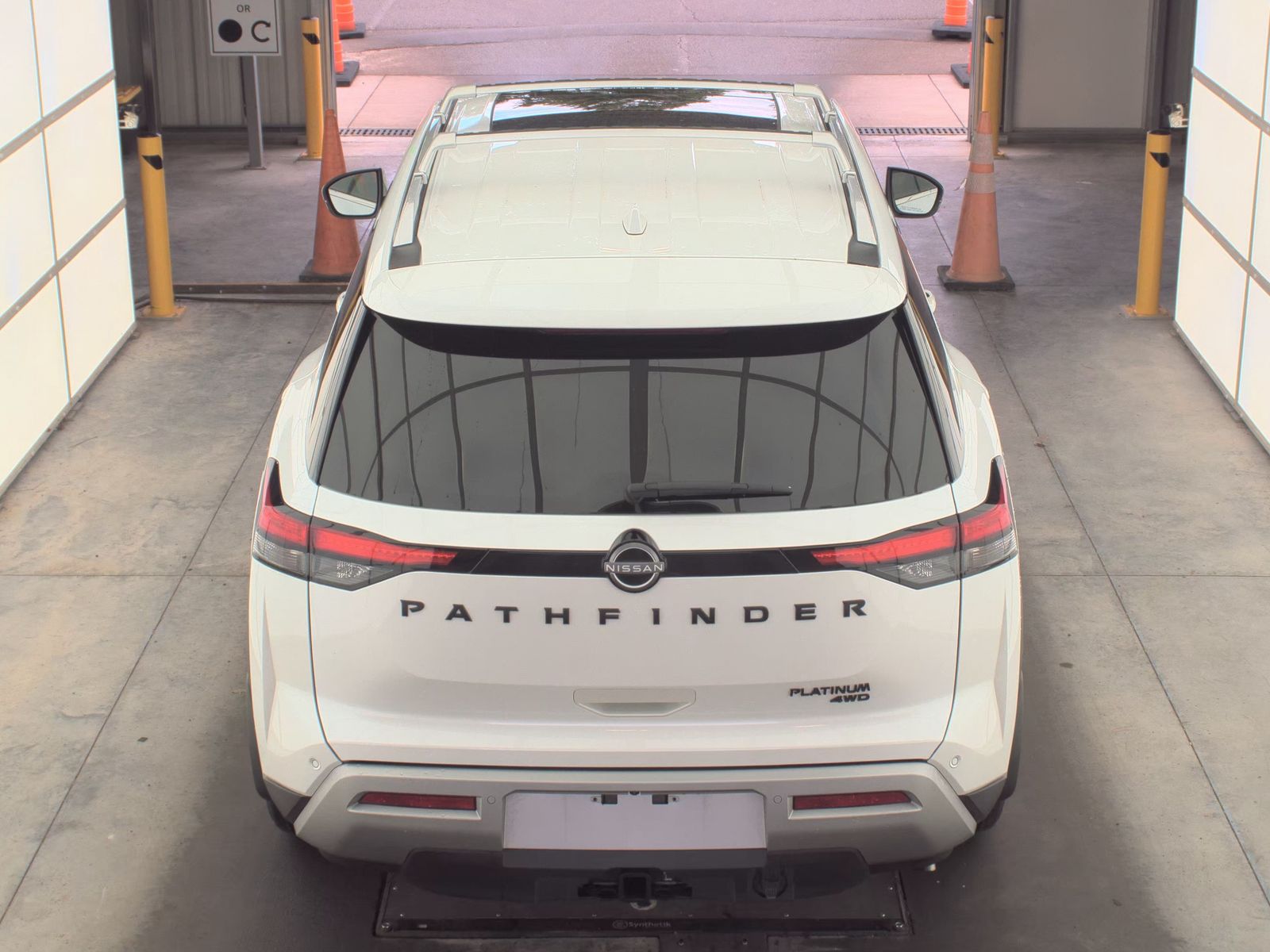 2025 Nissan Pathfinder Platinum AWD