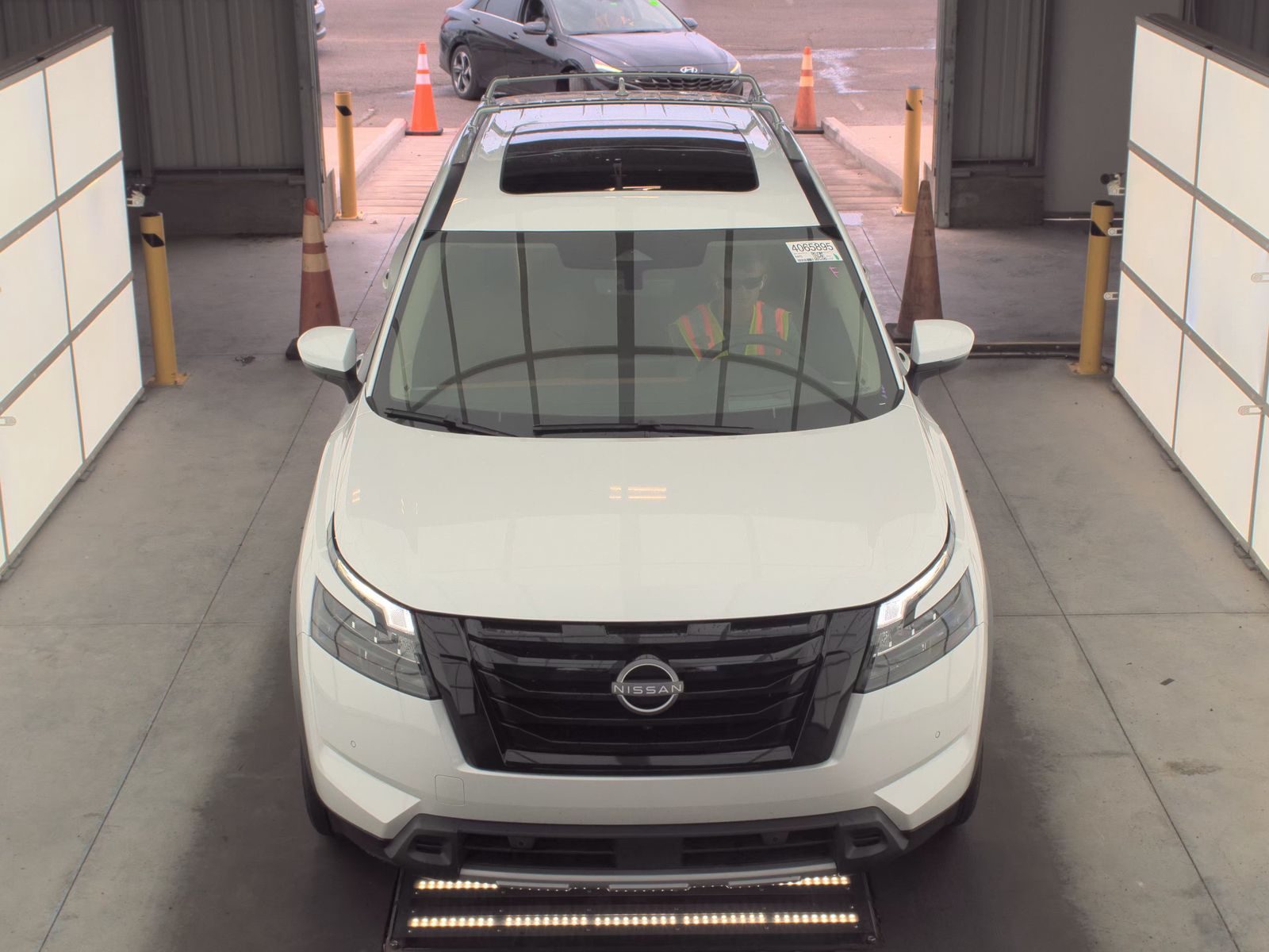 2025 Nissan Pathfinder Platinum AWD