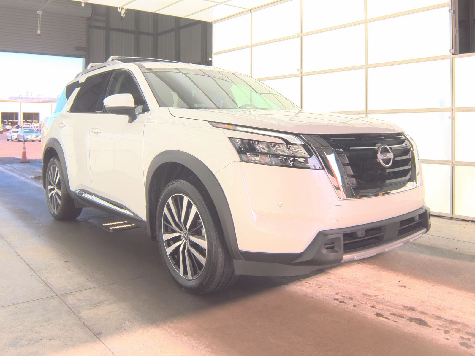 2025 Nissan Pathfinder Platinum AWD