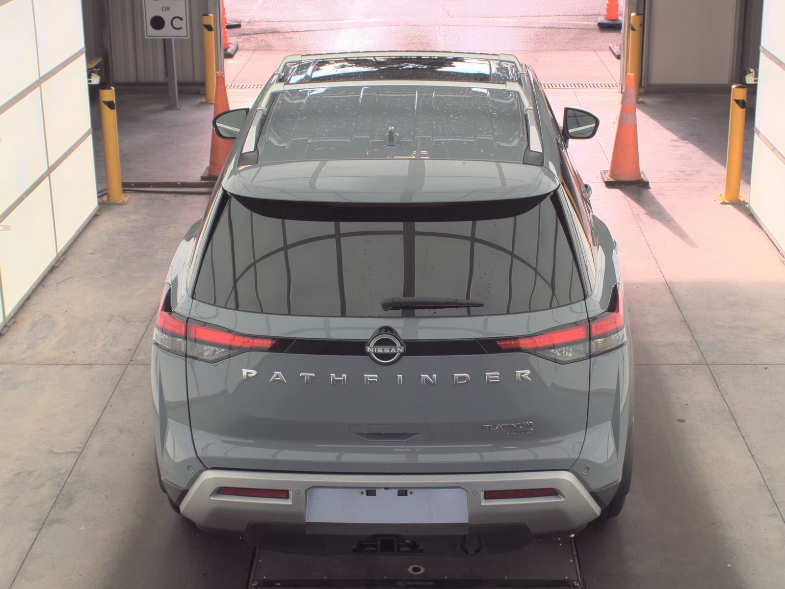 2025 Nissan Pathfinder Platinum AWD