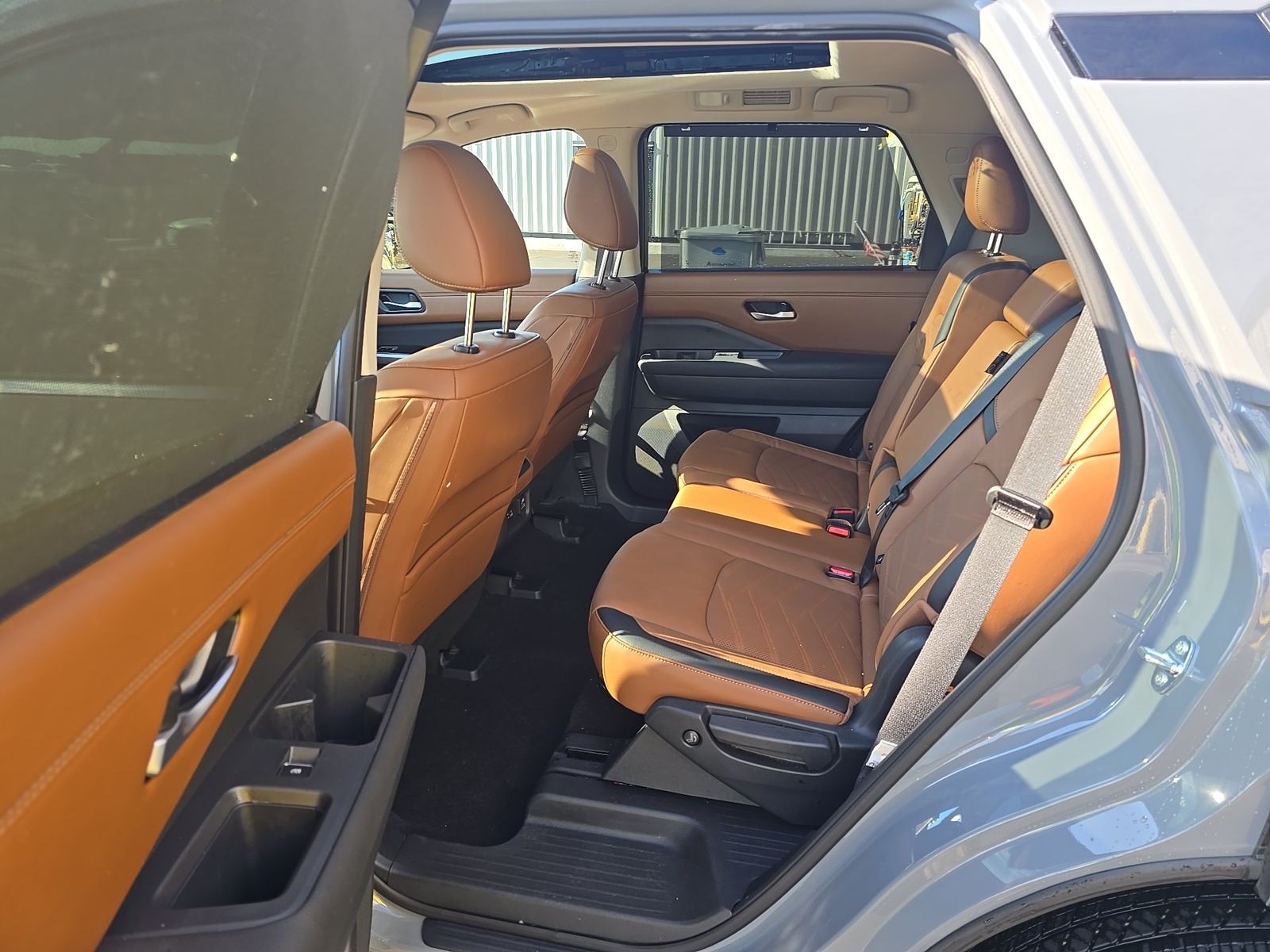2025 Nissan Pathfinder Platinum AWD
