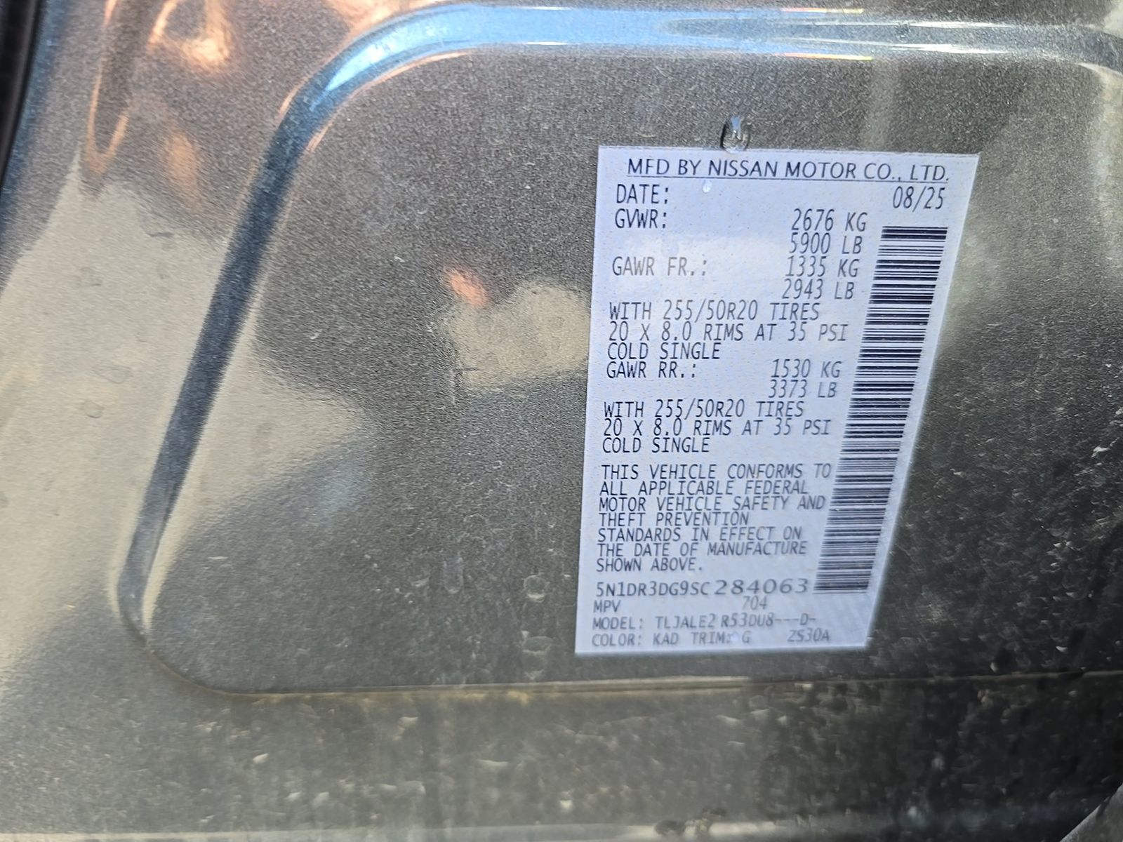 2025 Nissan Pathfinder Platinum FWD