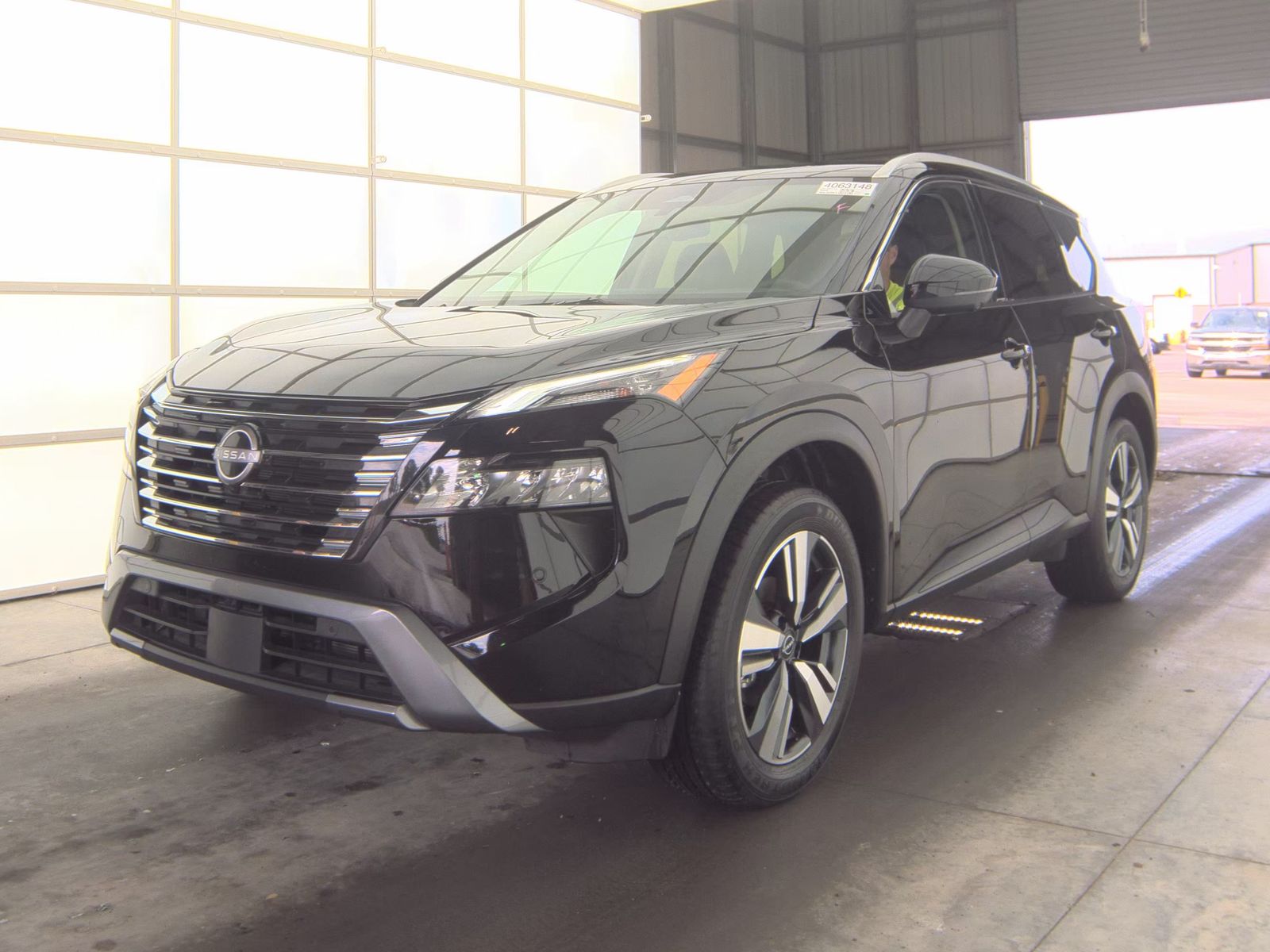 2025 Nissan Rogue SL FWD