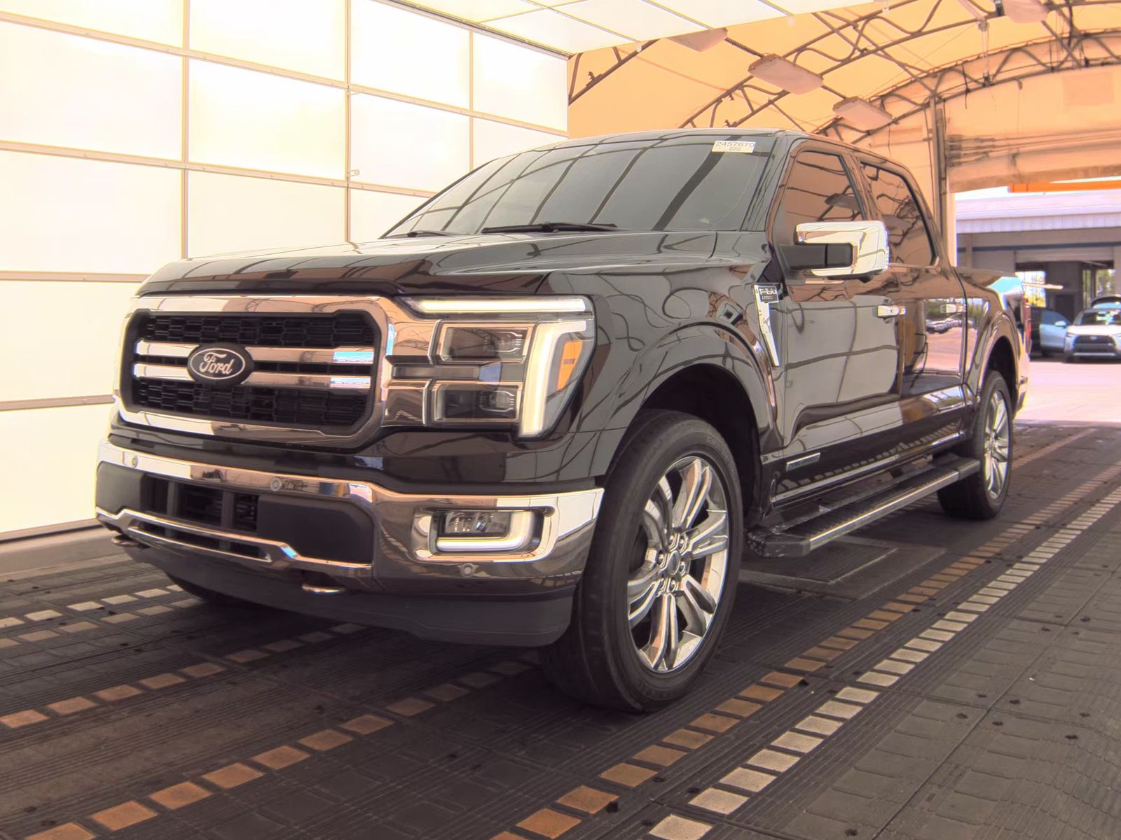 2024 Ford F-150 Hybrid Lariat AWD