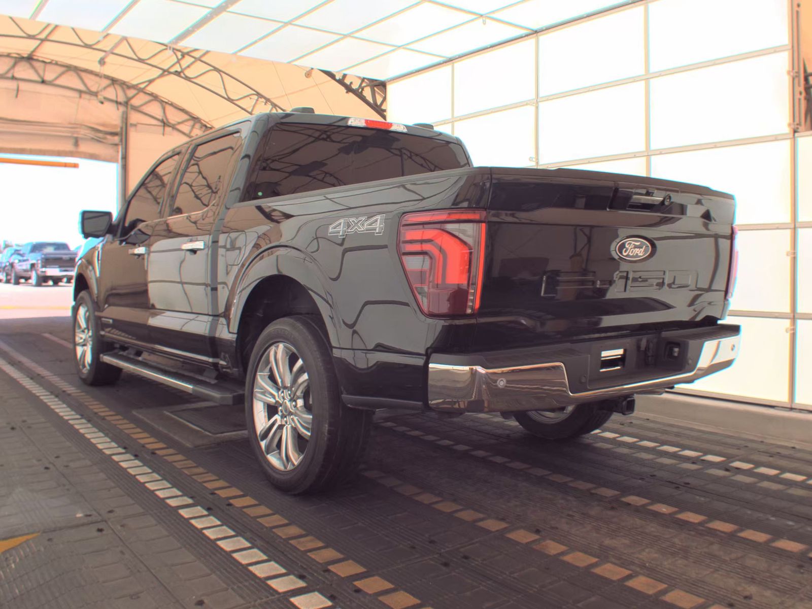 2024 Ford F-150 Hybrid Lariat AWD