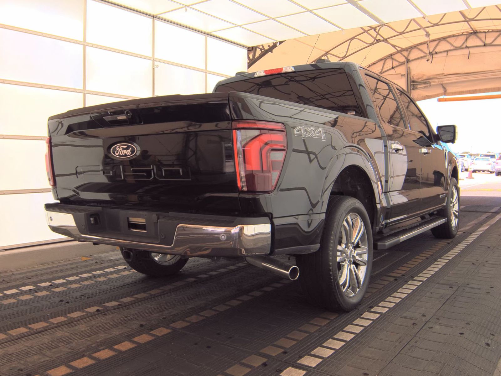 2024 Ford F-150 Hybrid Lariat AWD