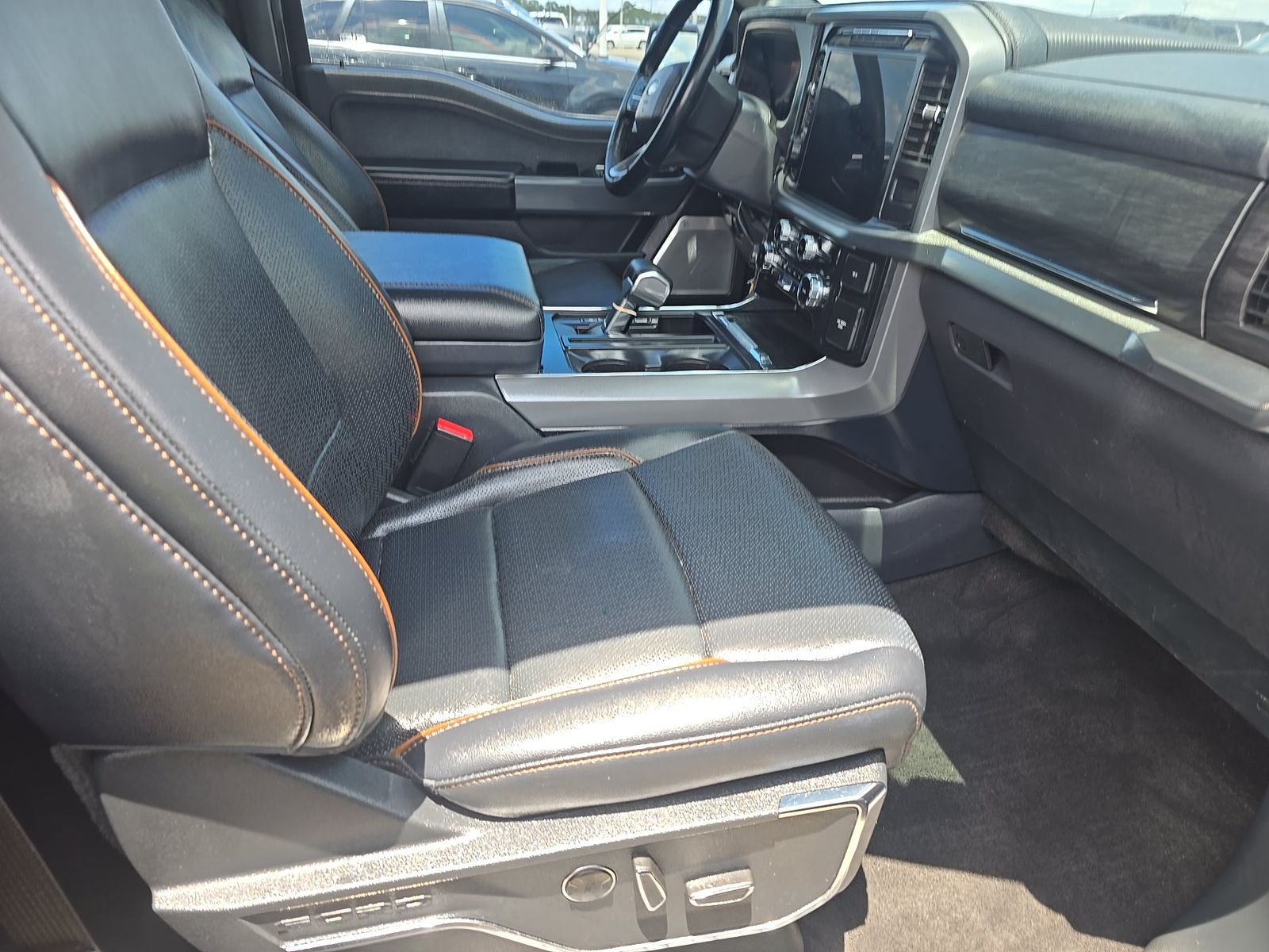2024 Ford F-150 Hybrid Lariat AWD