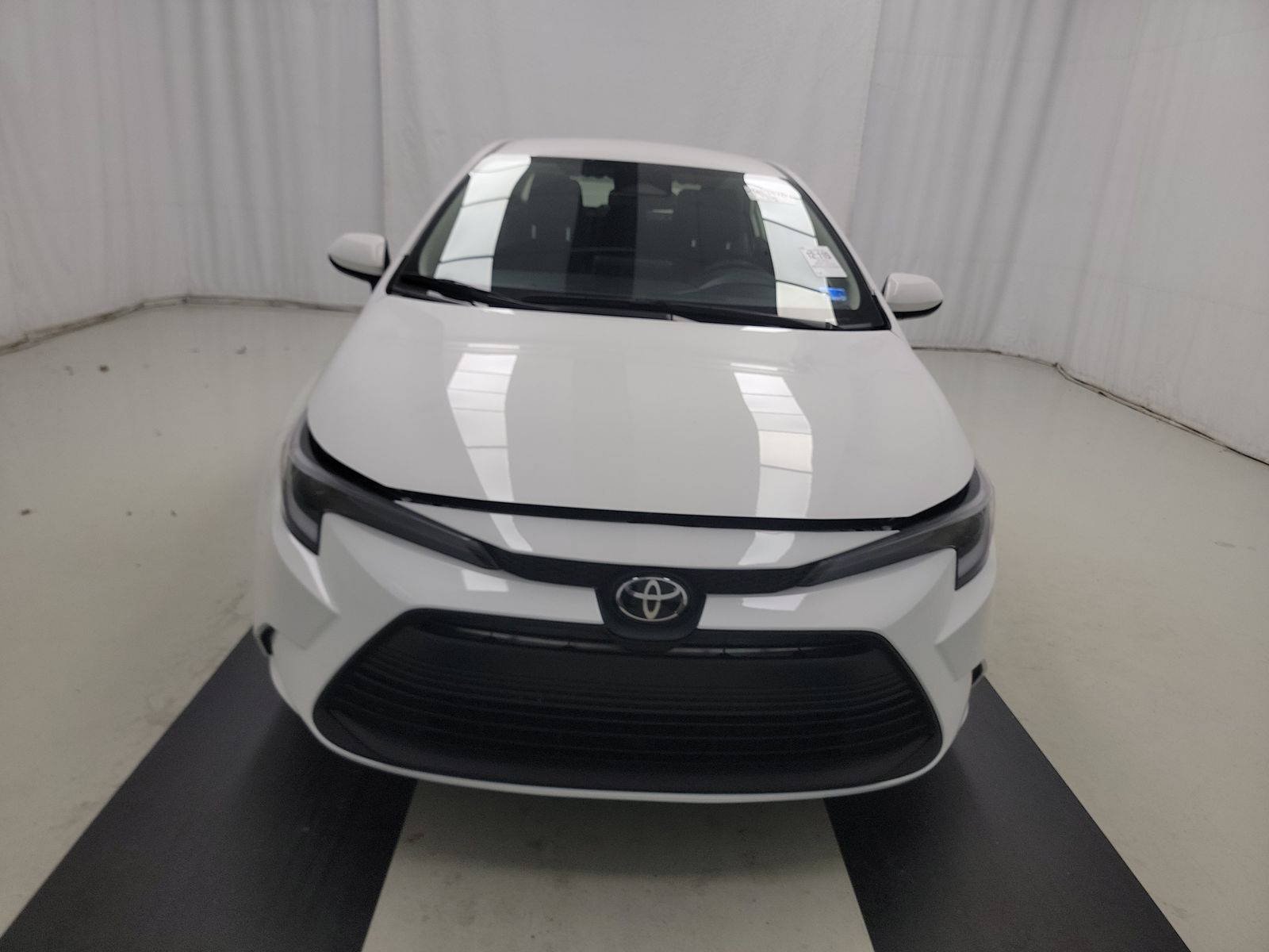 2024 Toyota Corolla Hybrid LE FWD