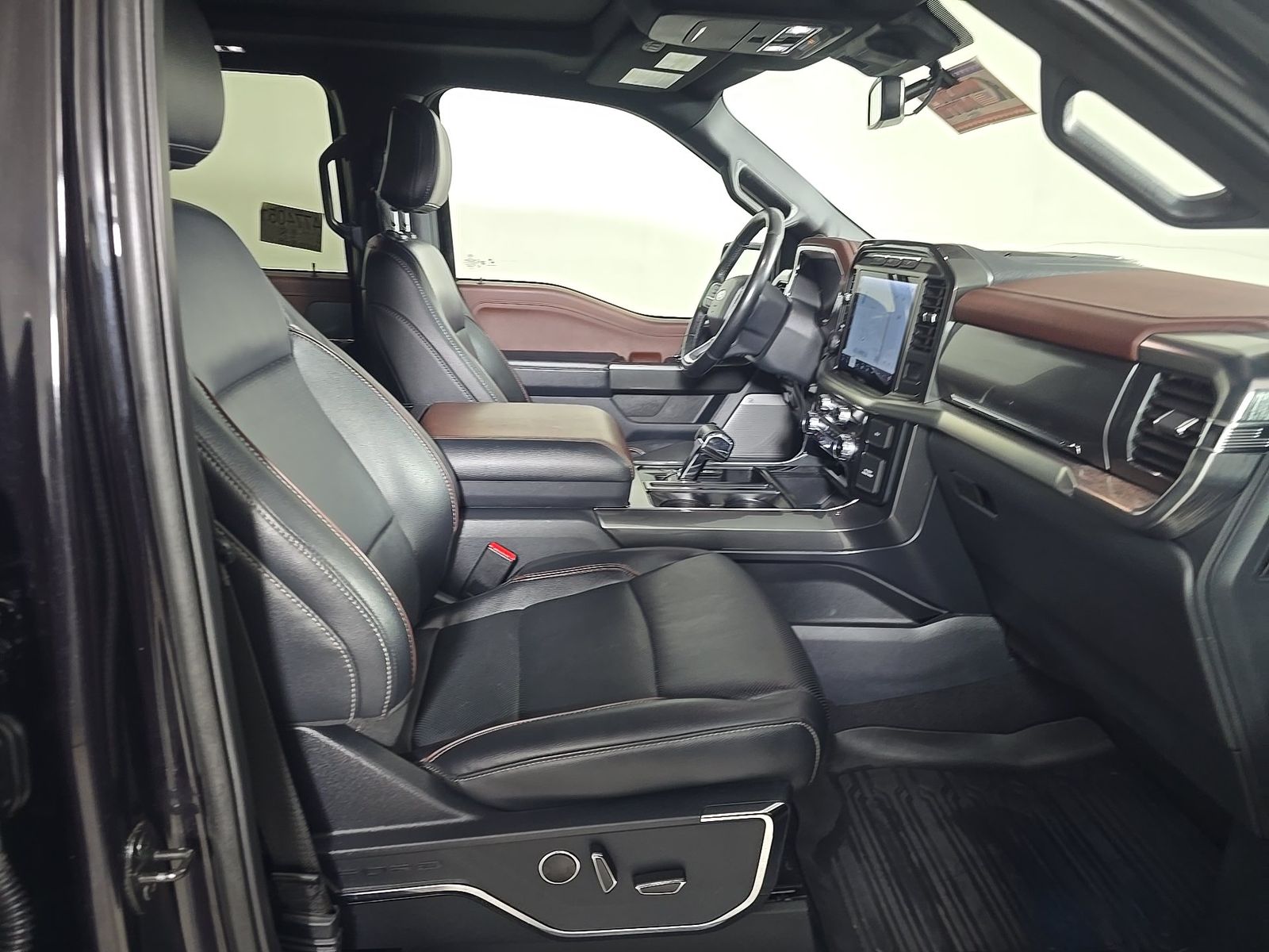 2023 Ford F-150 Lariat AWD