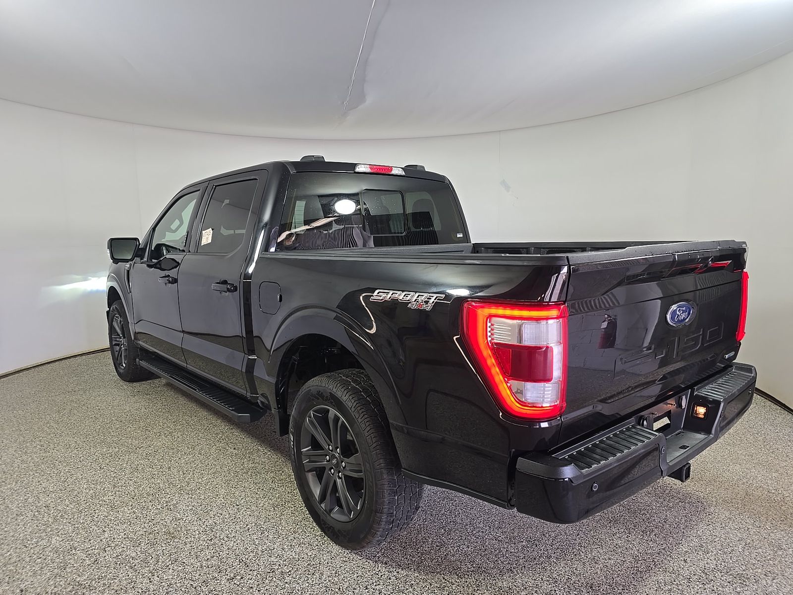 2023 Ford F-150 Lariat AWD