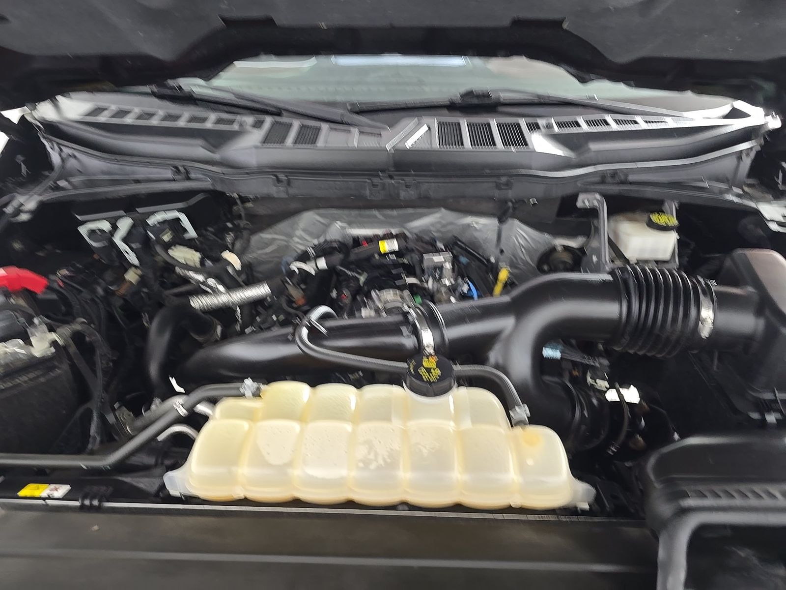 2023 Ford F-150 Lariat AWD