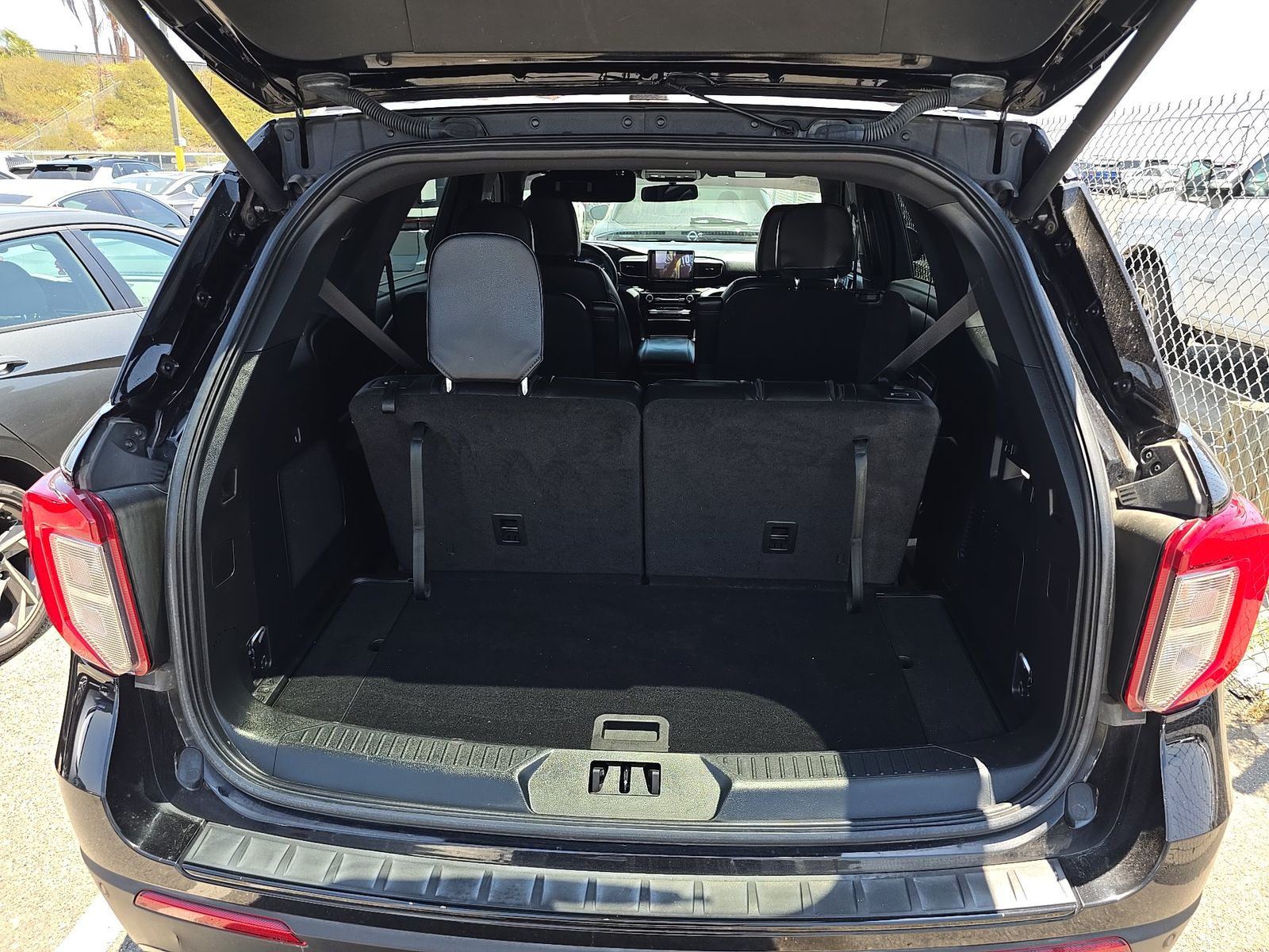 2023 Ford Explorer ST-Line RWD