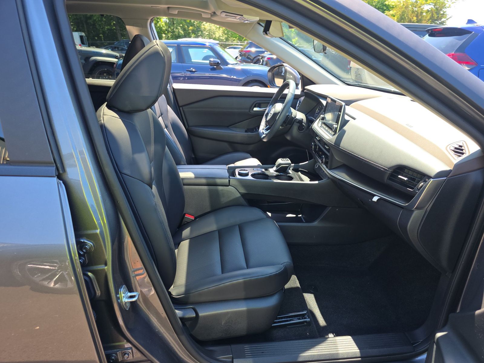 2023 Nissan Rogue SV AWD