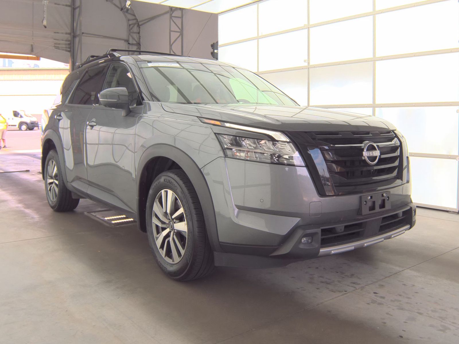 2023 Nissan Pathfinder SL AWD