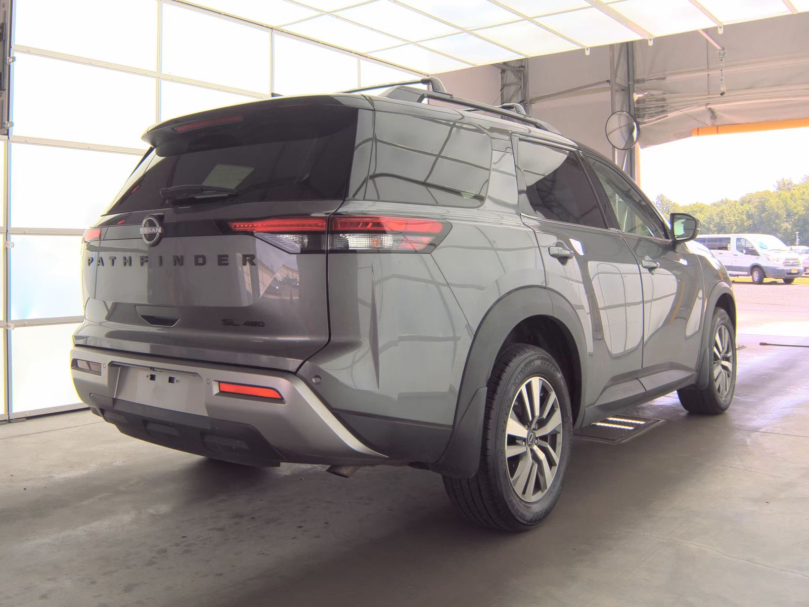 2023 Nissan Pathfinder SL AWD