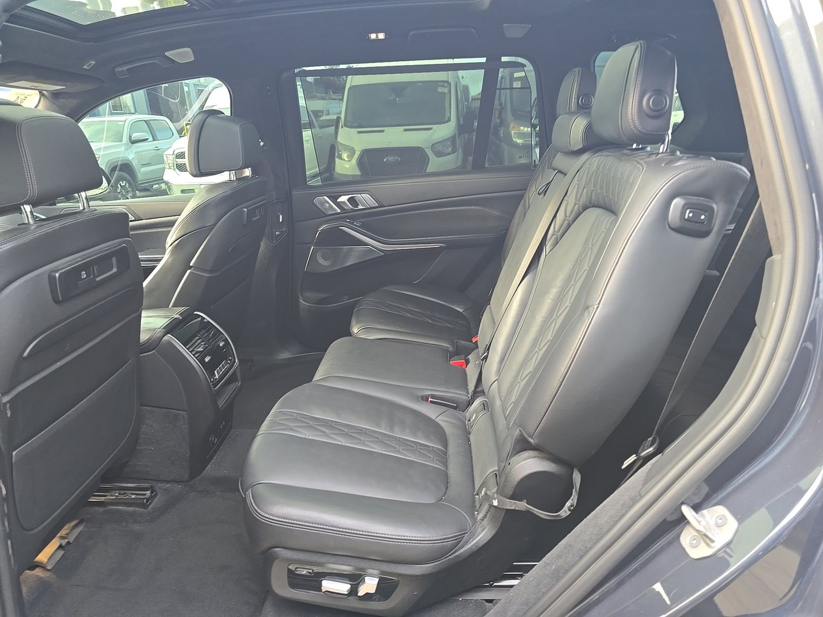 2021 BMW X7 M50i AWD