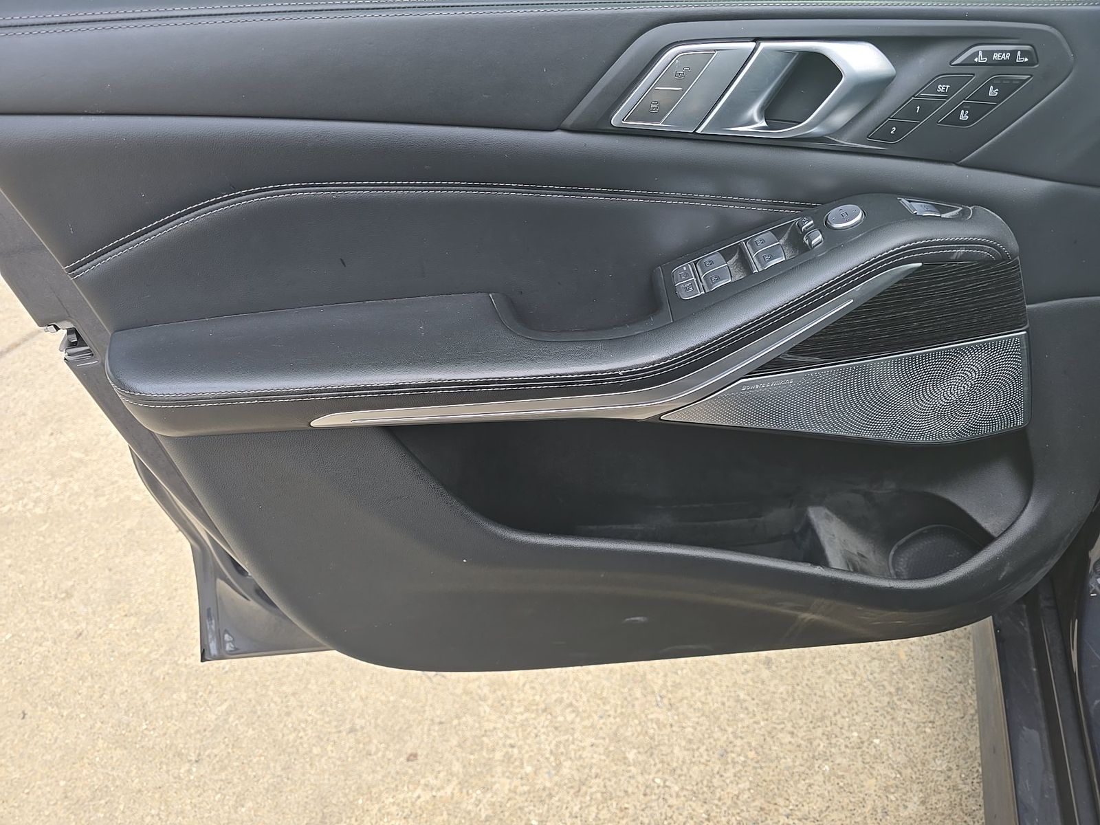 2021 BMW X7 M50i AWD