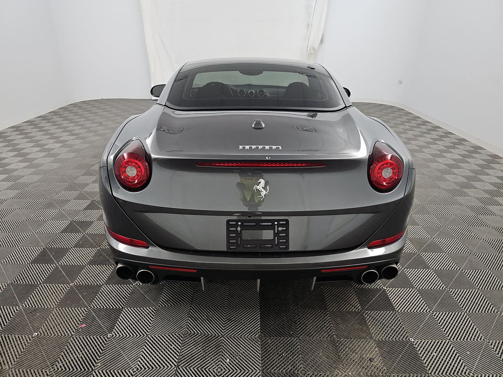 2016 Ferrari California T RWD