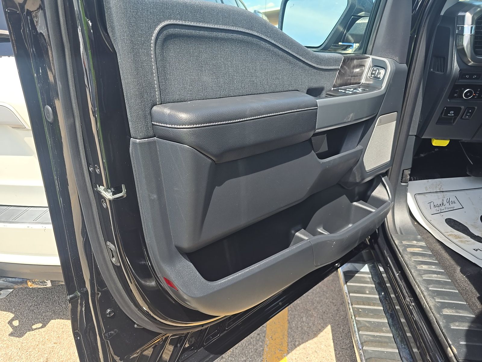 2023 Ford F-150 Hybrid Lariat AWD