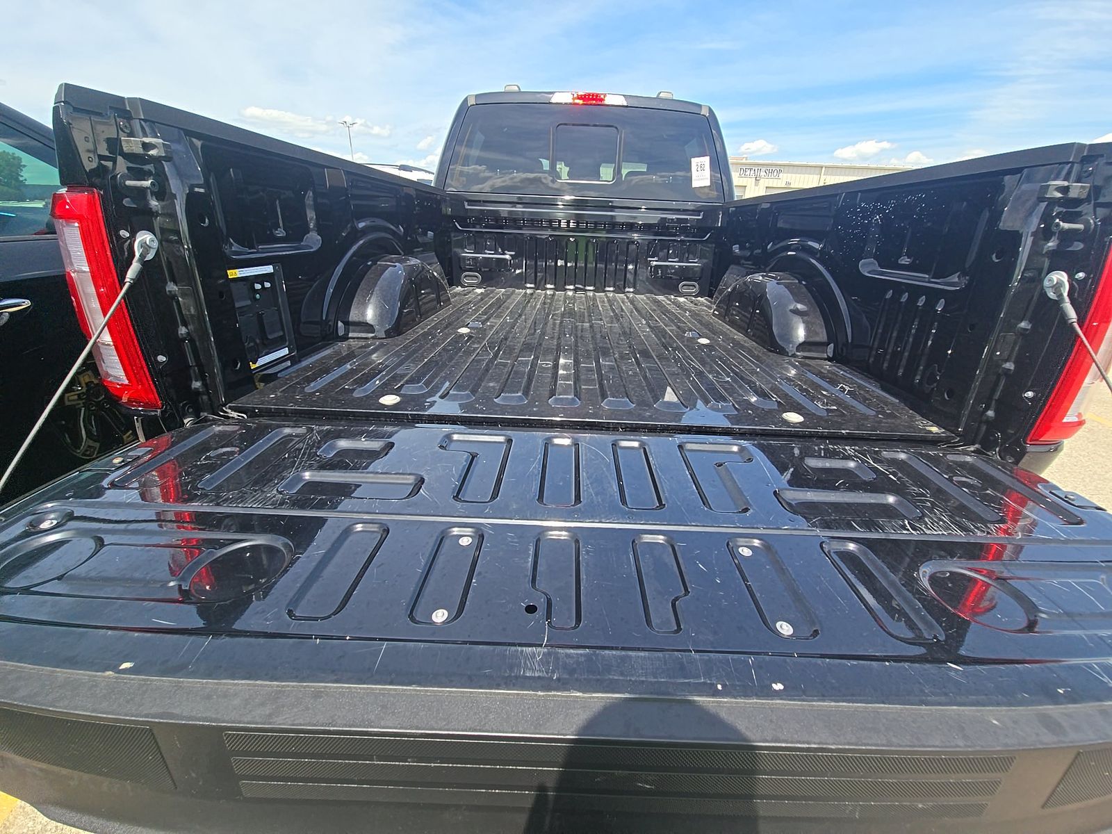 2023 Ford F-150 Hybrid Lariat AWD