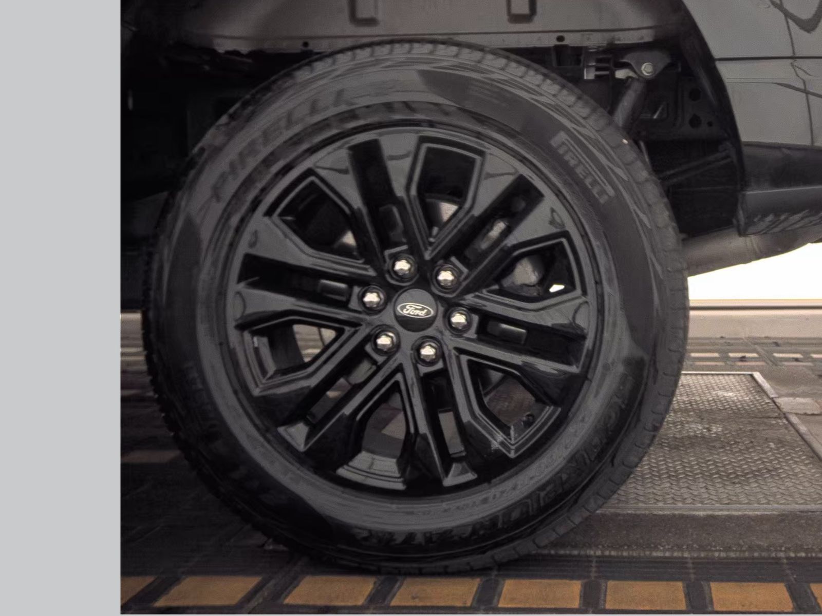 2025 Ford F-150 Hybrid XLT AWD