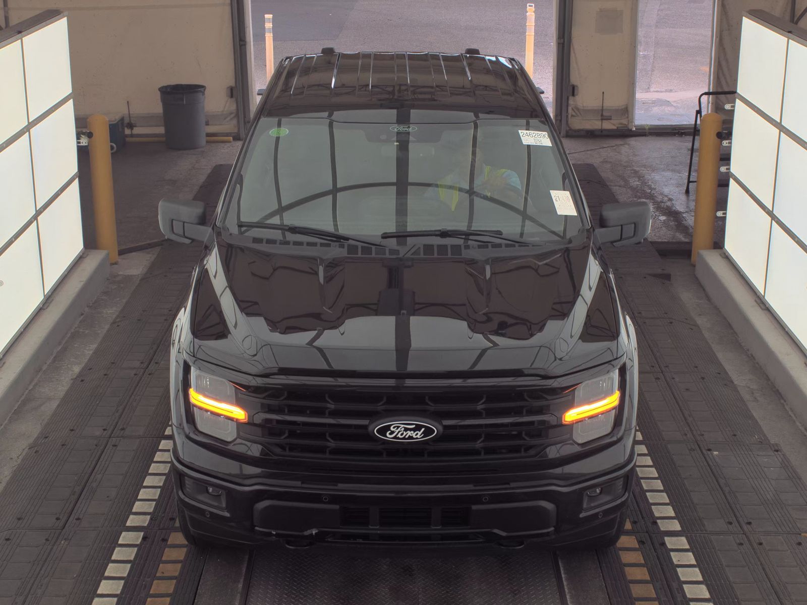 2025 Ford F-150 Hybrid XLT AWD