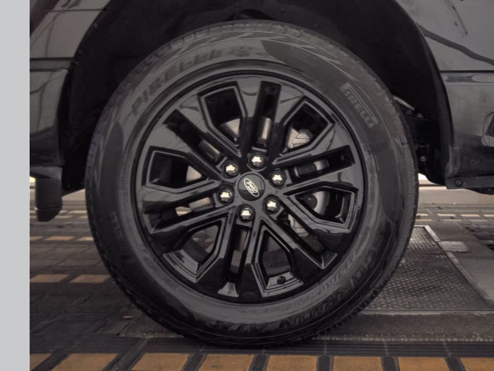 2025 Ford F-150 Hybrid XLT AWD